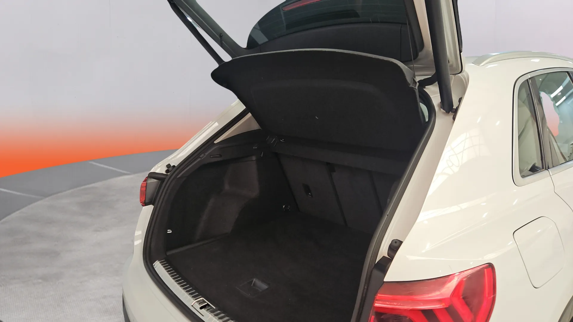 Audi Q3 Advanced 35 TFSI S tronic - foto 20