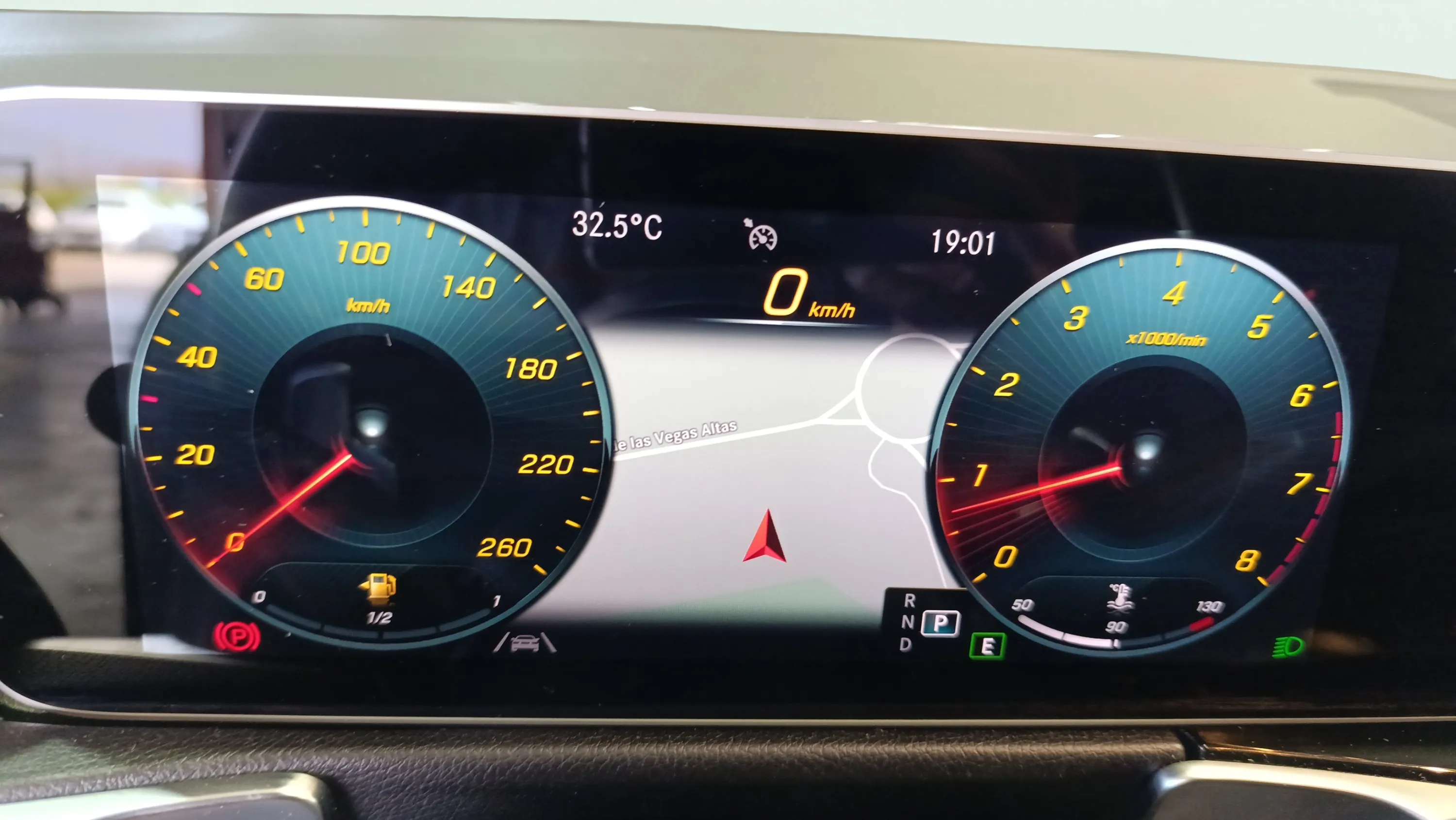 Mercedes-Benz GLB 2.0 GLB 250 4MATIC DCT - foto 17