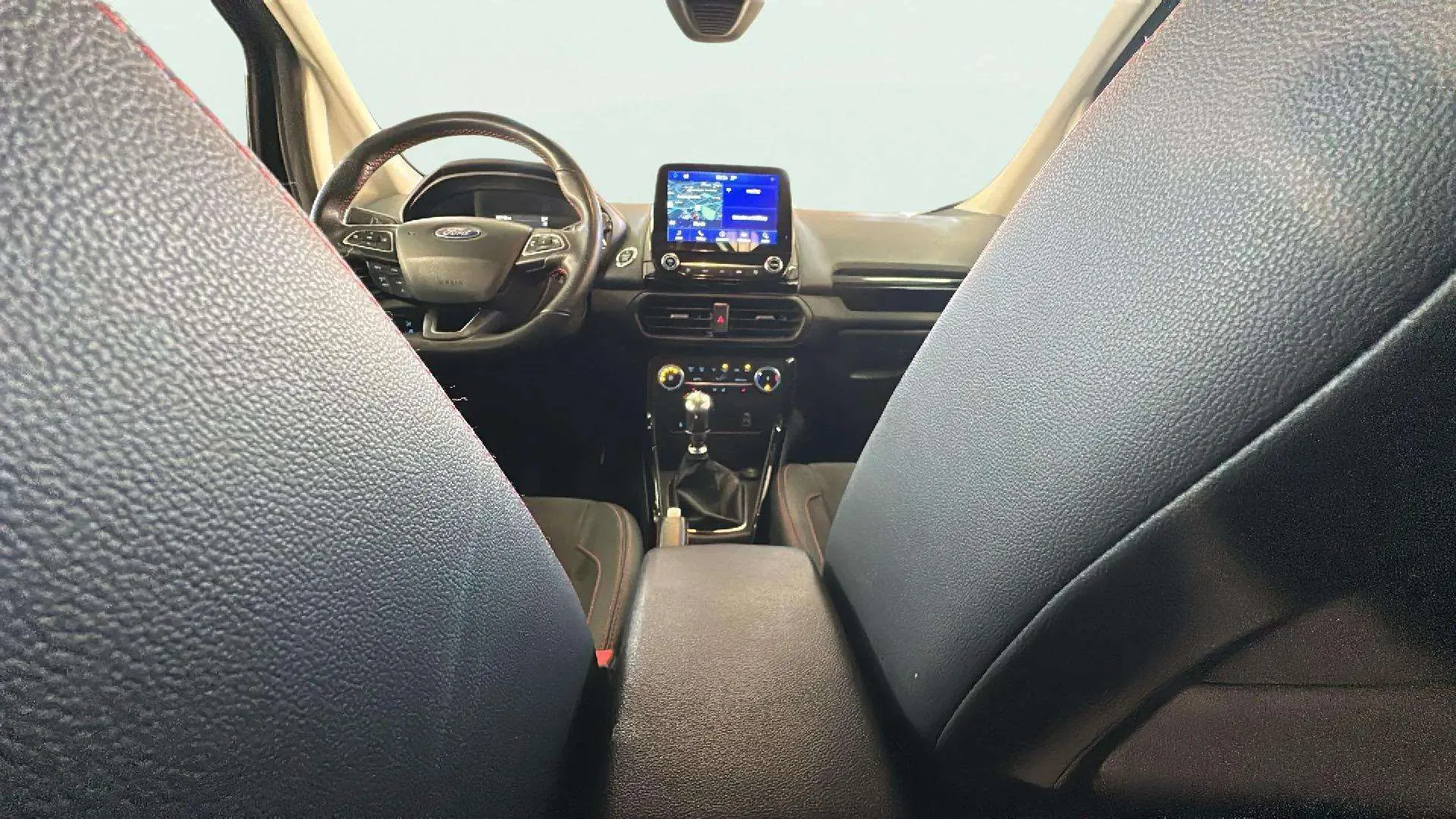 Ford EcoSport 1.0T EcoBoost ST Line - foto 18