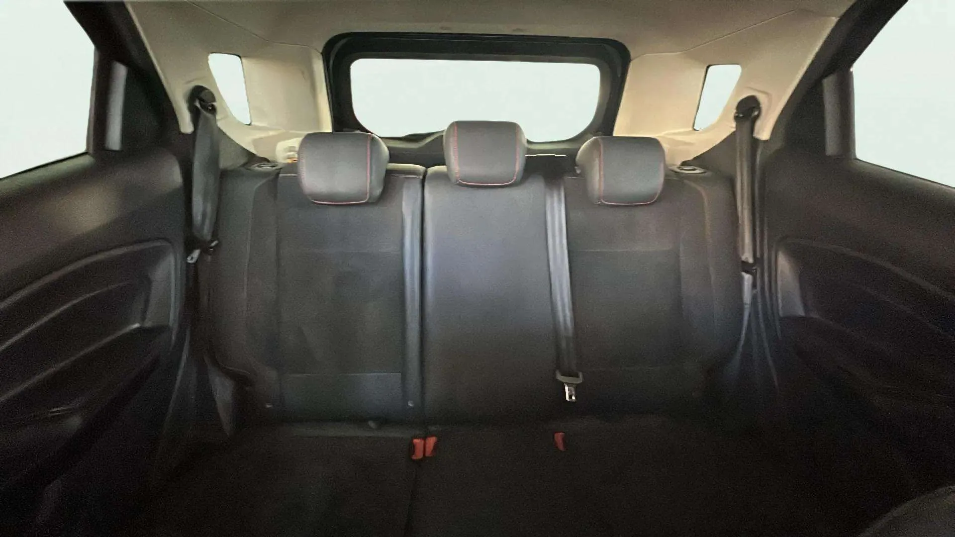 Ford EcoSport 1.0T EcoBoost ST Line - foto 25