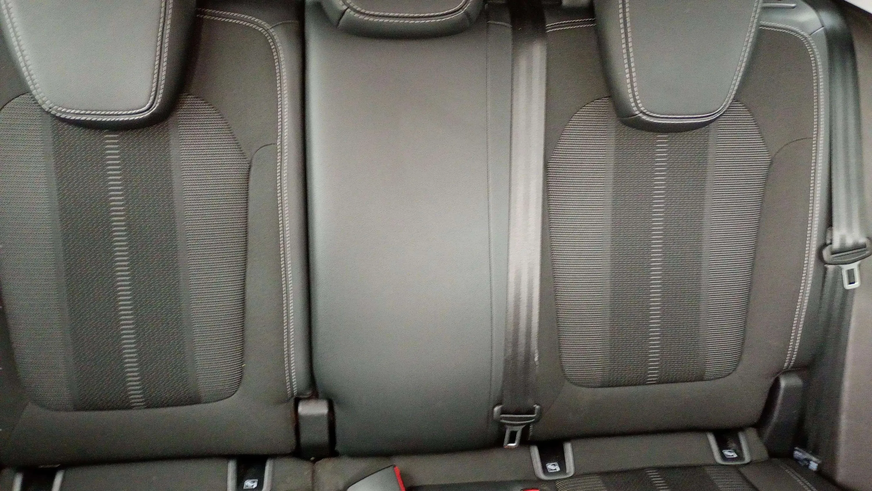 Opel Grandland 1.2 Turbo GS - foto 23