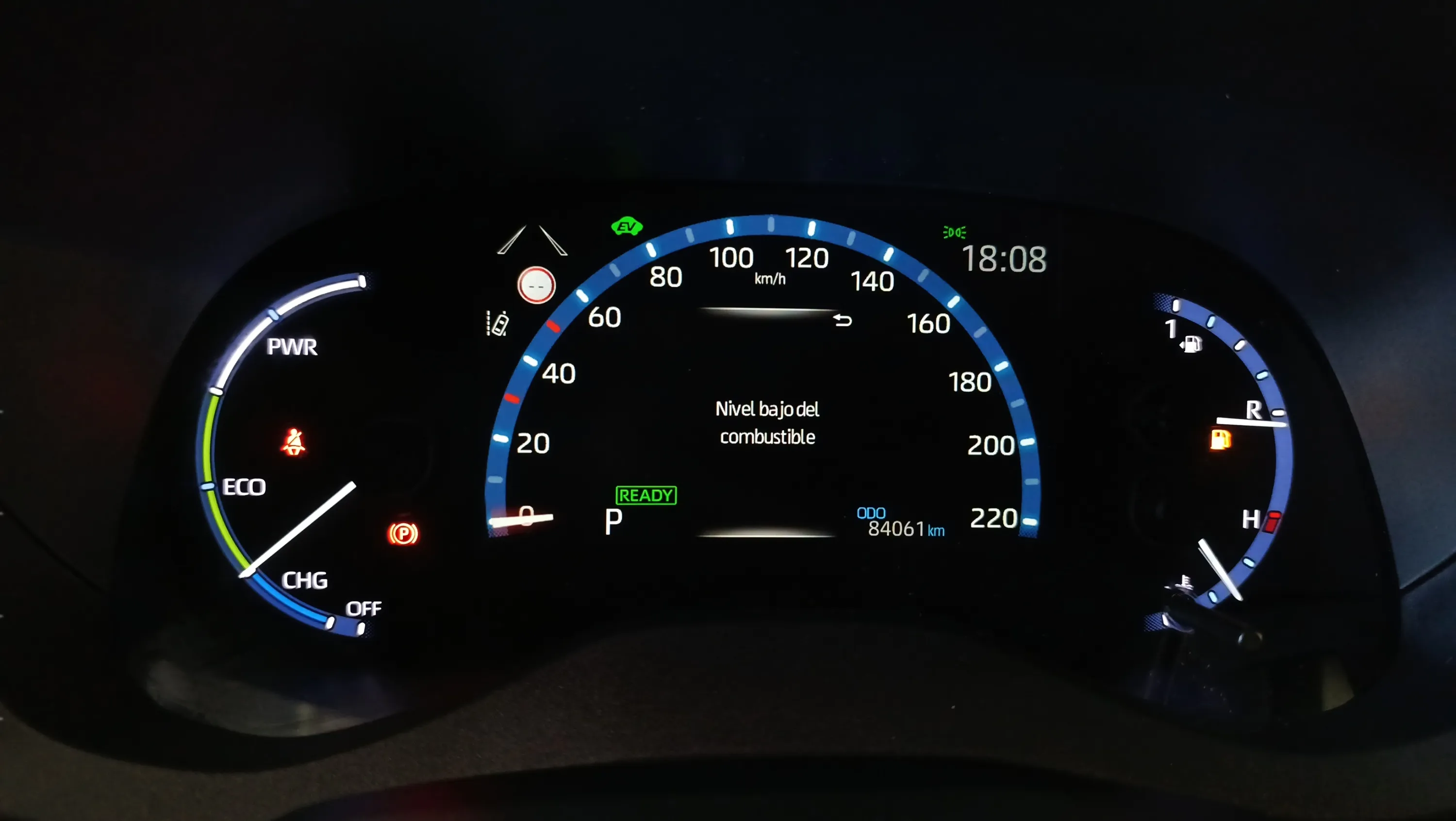 Toyota Yaris Cross 1.5 120H Active Tech - foto 15