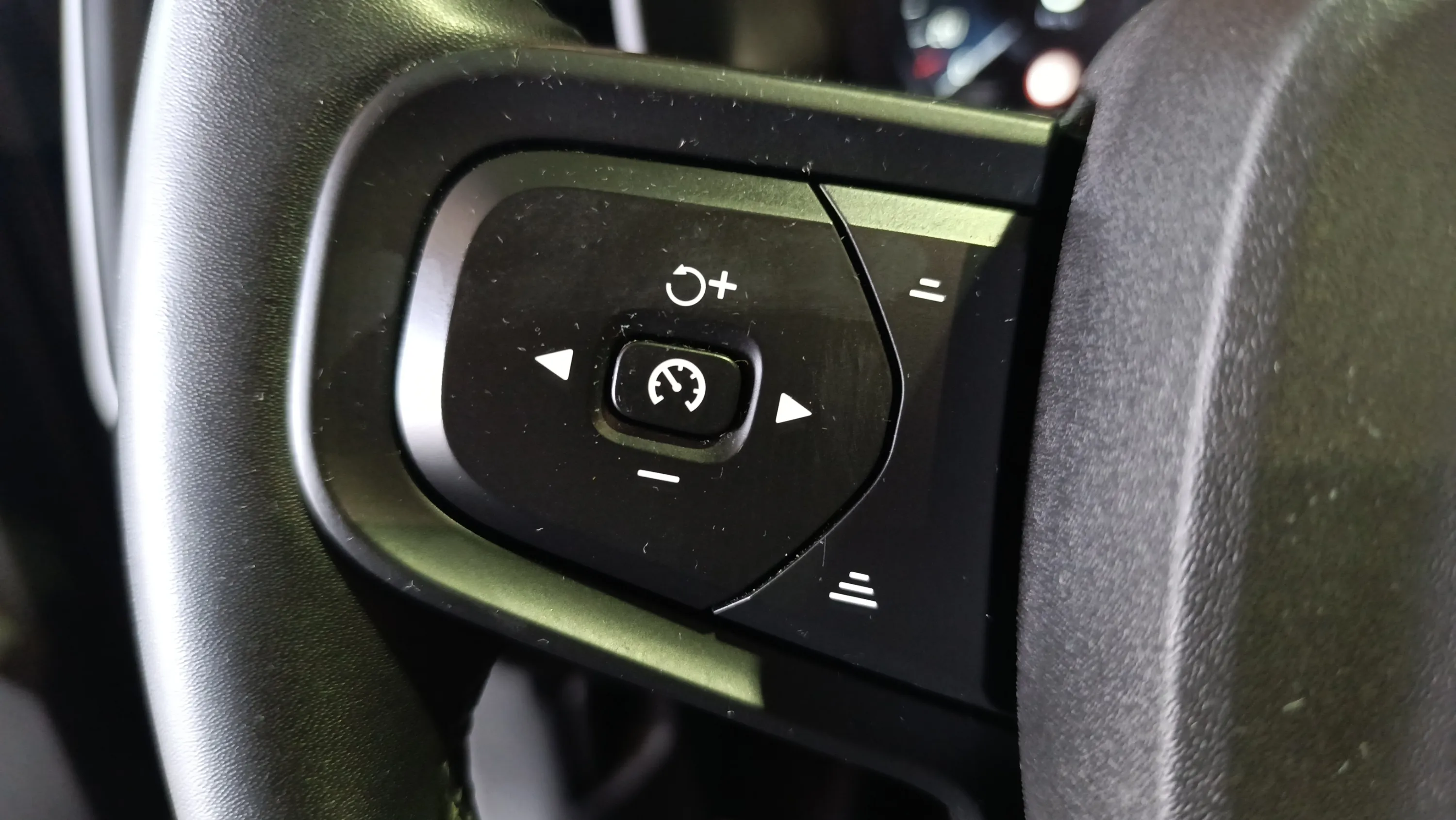 Volvo XC40 1.5 T2 Essential - foto 11