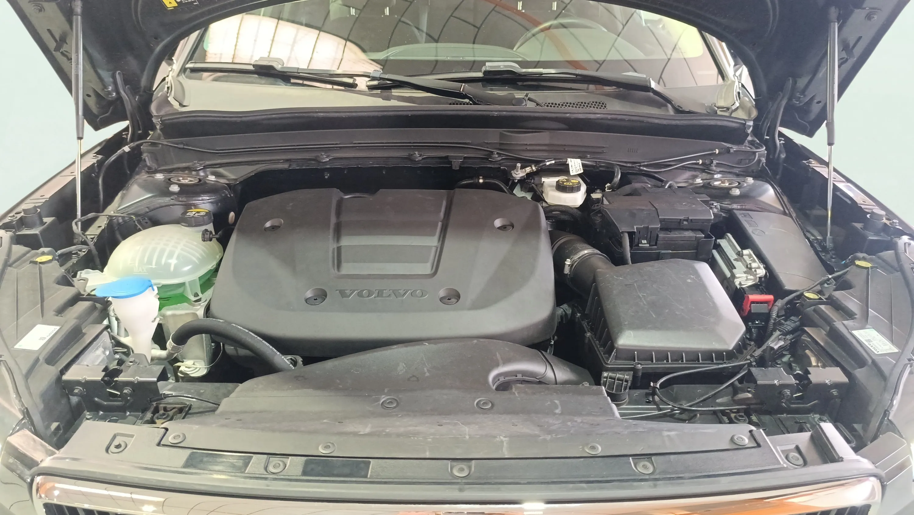 Volvo XC40 1.5 T2 Essential - foto 37