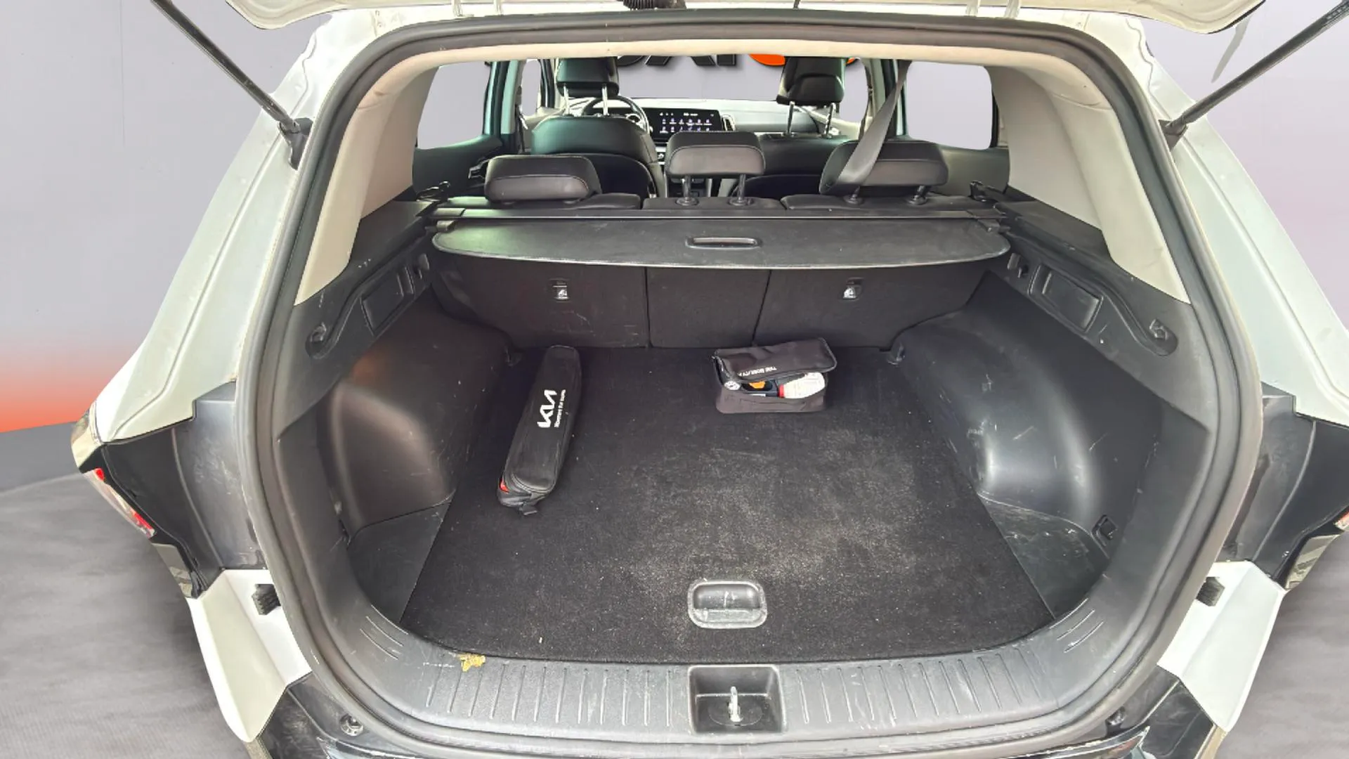 Kia Sportage 1.6 T-GDi MHEV Drive 4x2 - foto 15