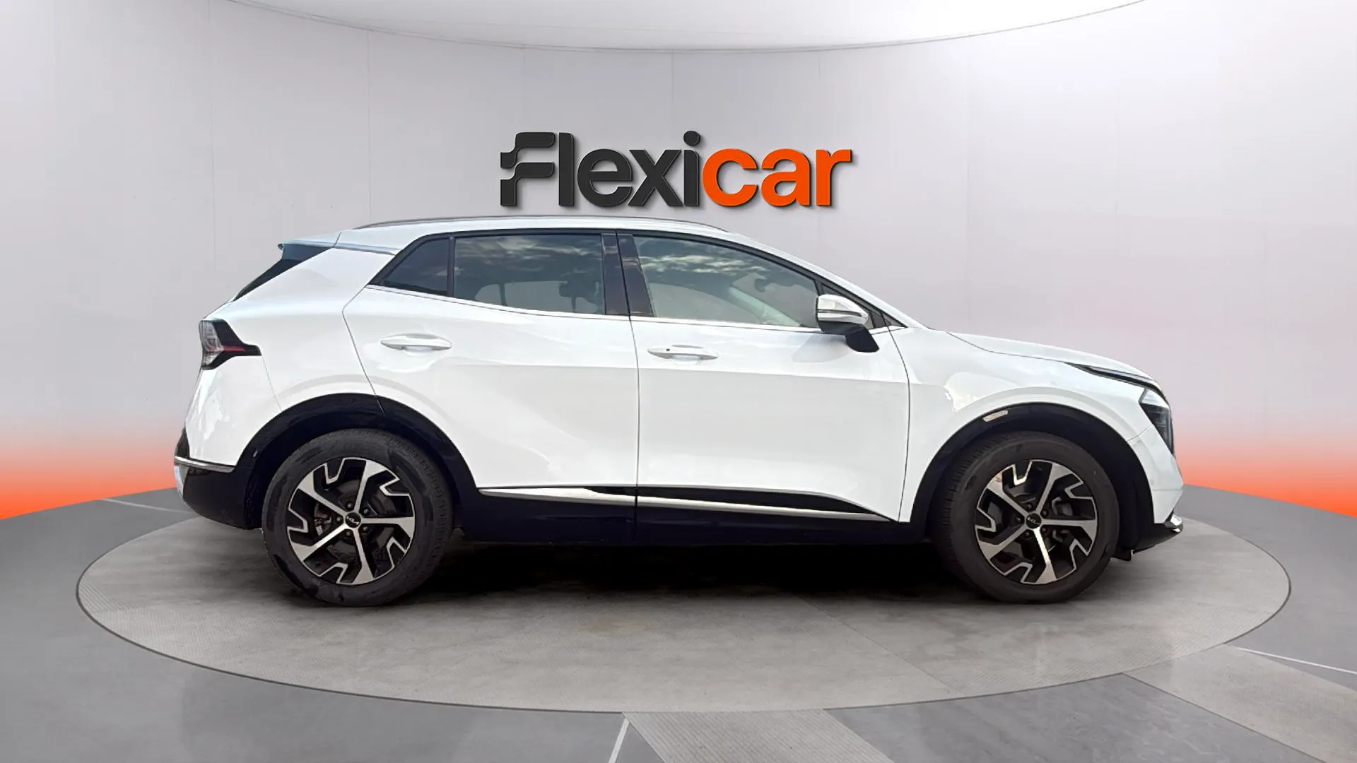 Kia Sportage 1.6 T-GDi MHEV Drive 4x2 - foto 8