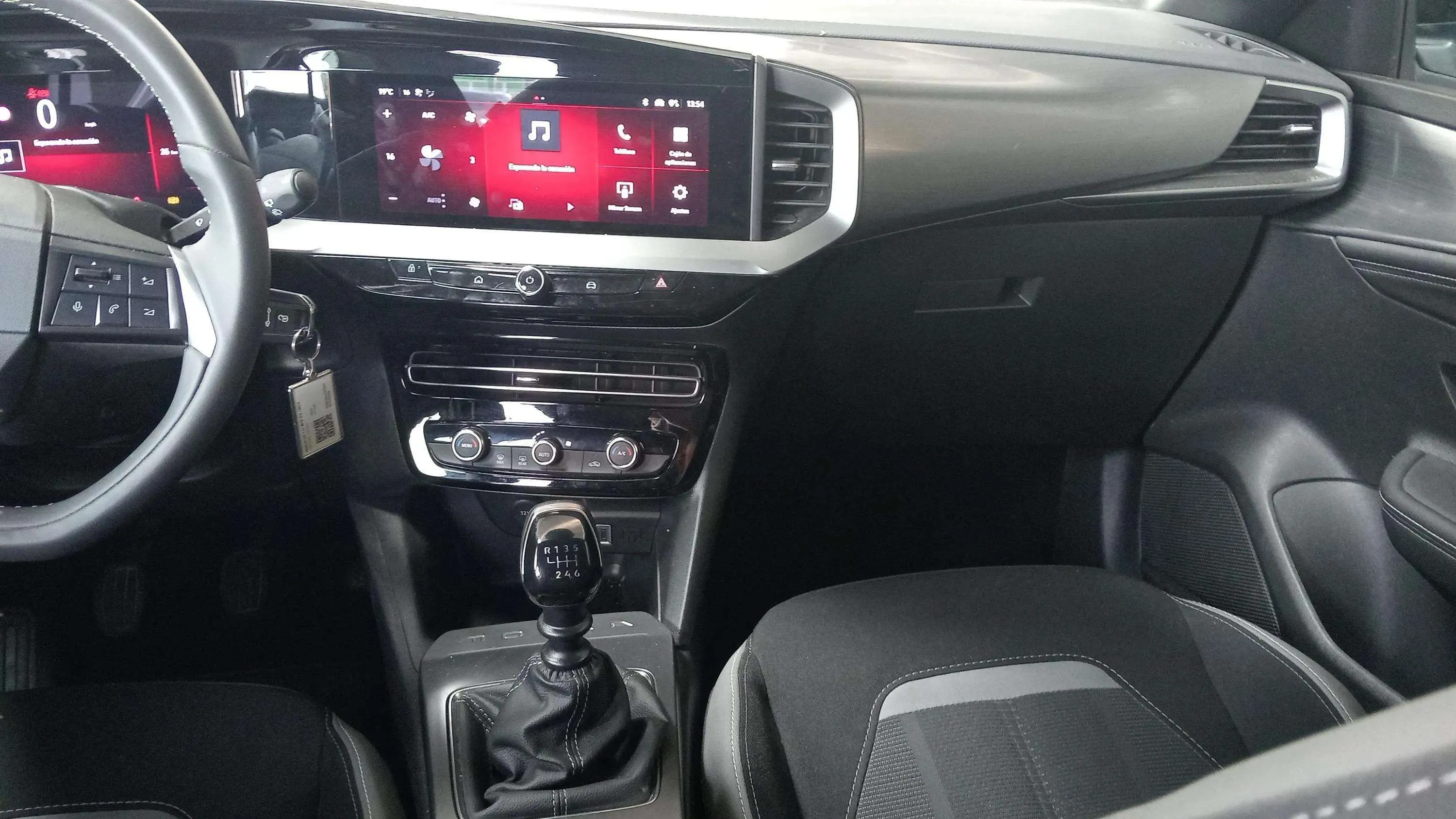 Opel Mokka 1.2 T GS - foto 17
