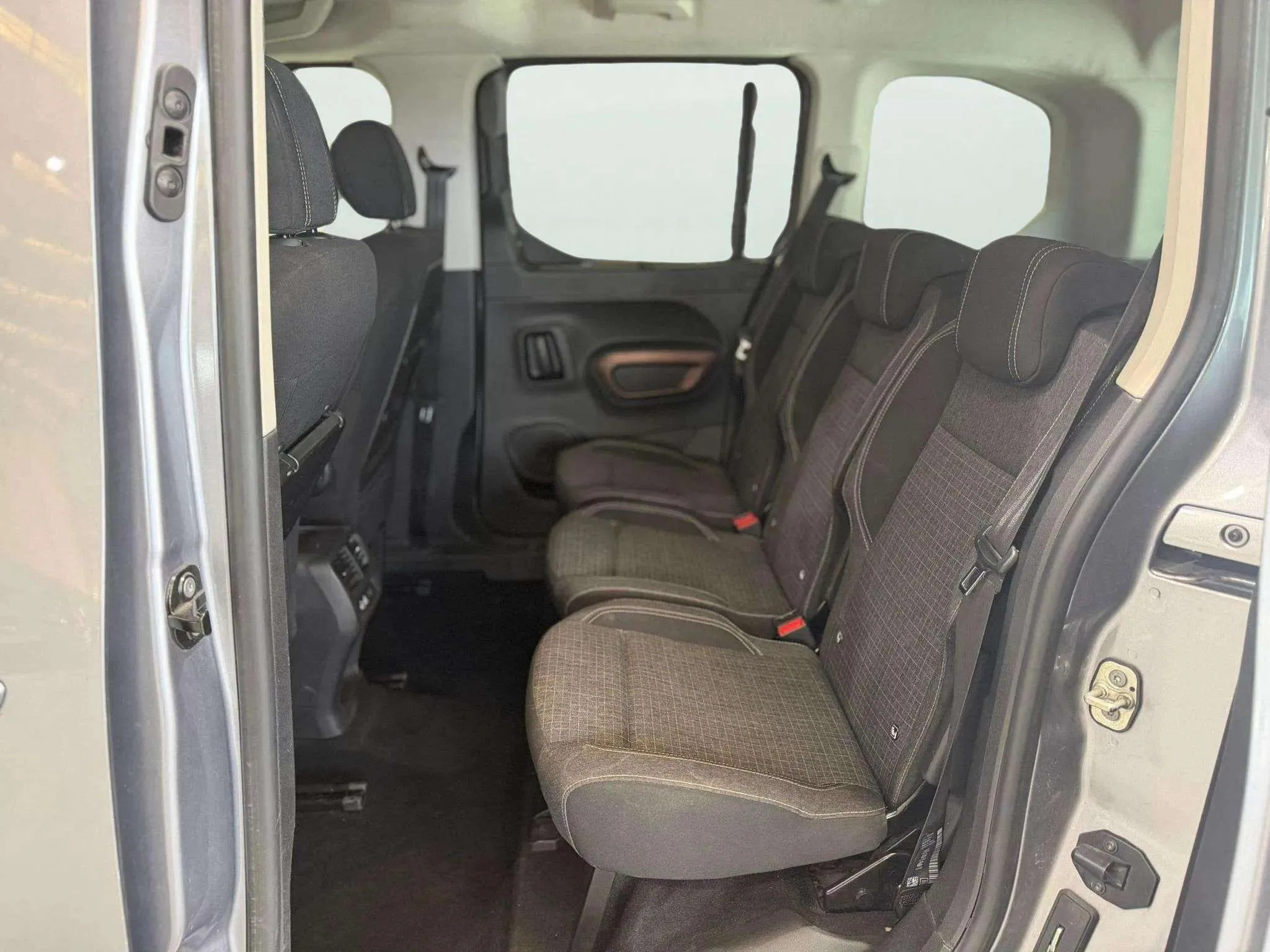 Peugeot Rifter GT Standard BlueHDi - foto 13