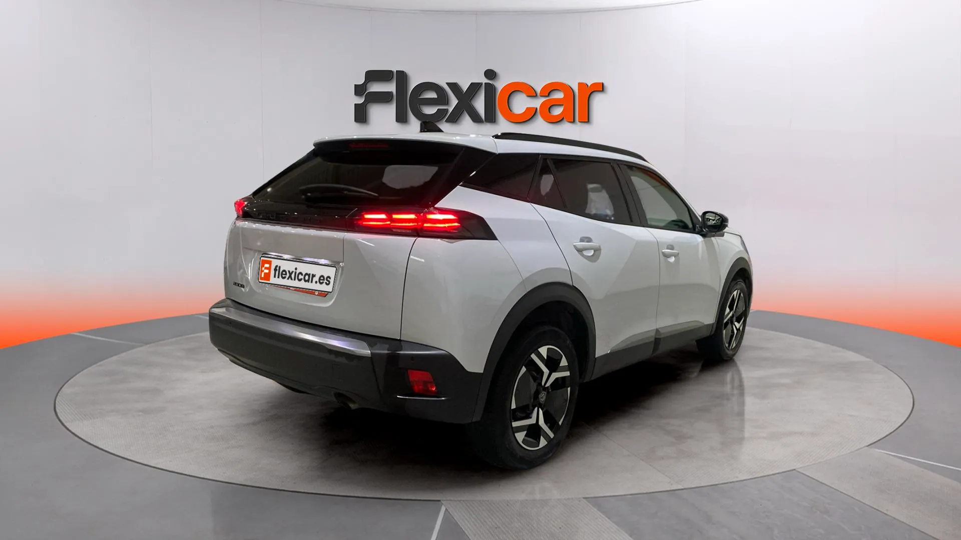 Peugeot 2008 Allure PureTech 100 - foto 6