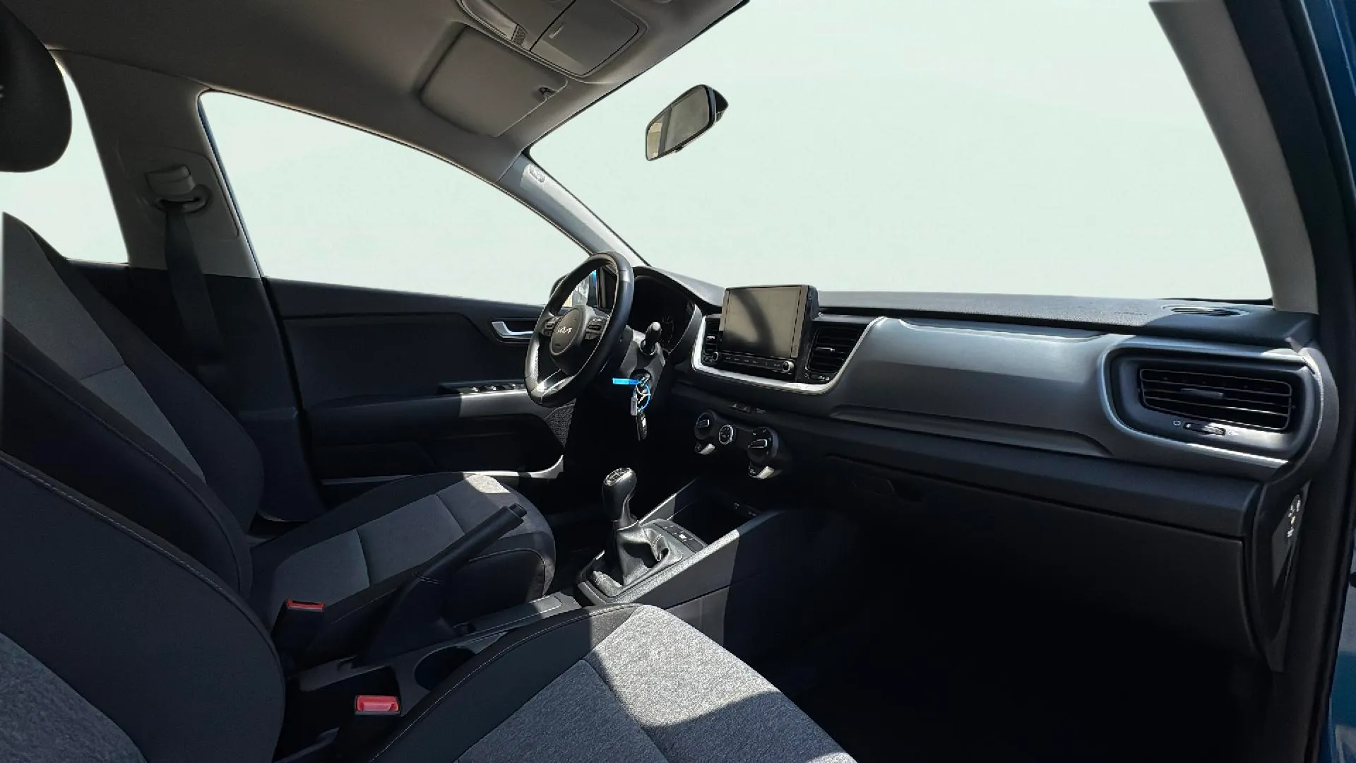 Kia Stonic 1.0 T-GDi MHEV Concept - foto 21