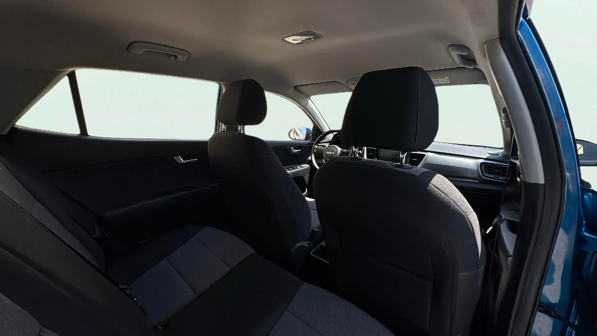 Kia Stonic 1.0 T-GDi MHEV Concept - foto 22