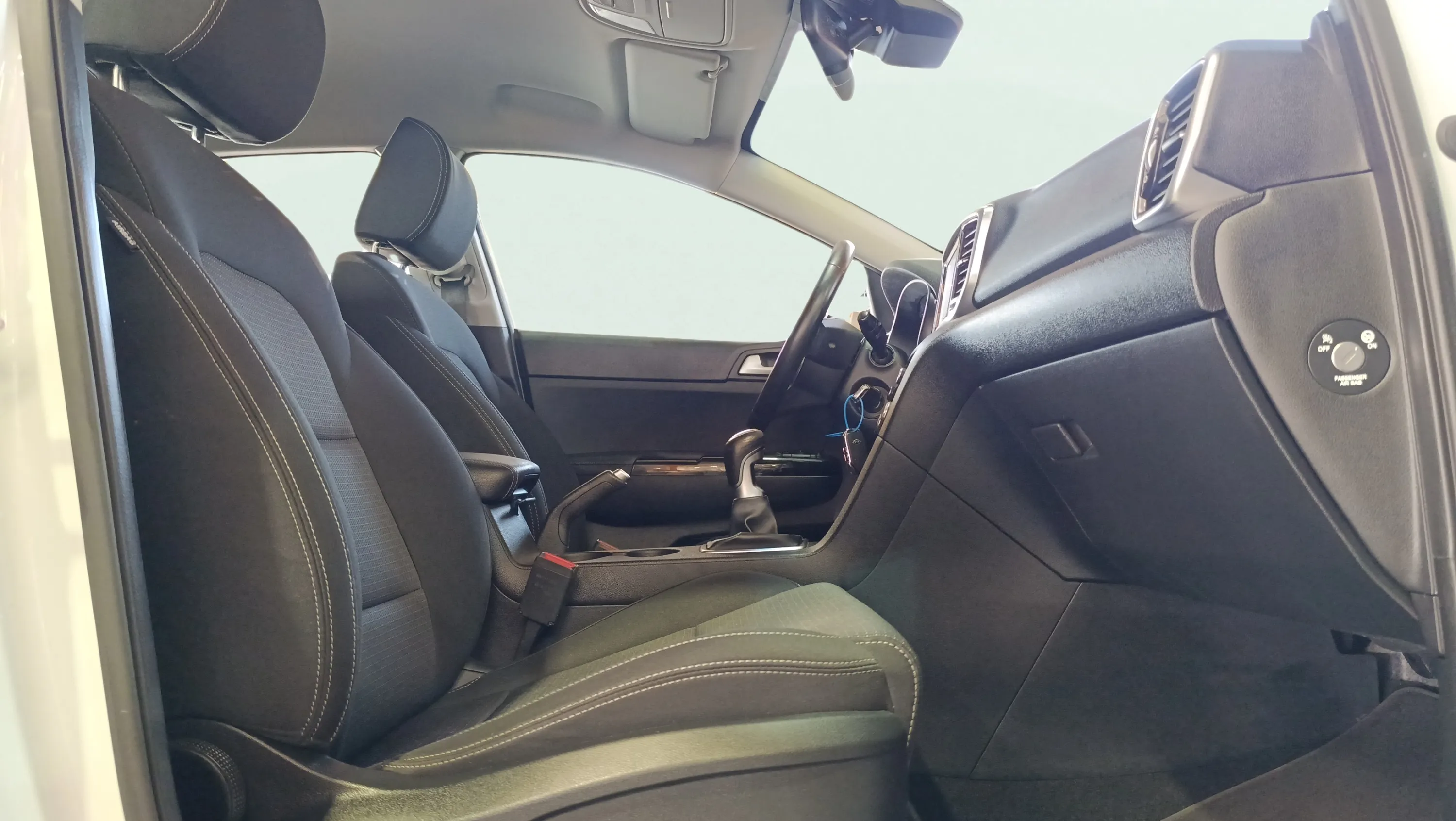 Kia Sportage 1.6 MHEV Drive 4x2 - foto 30