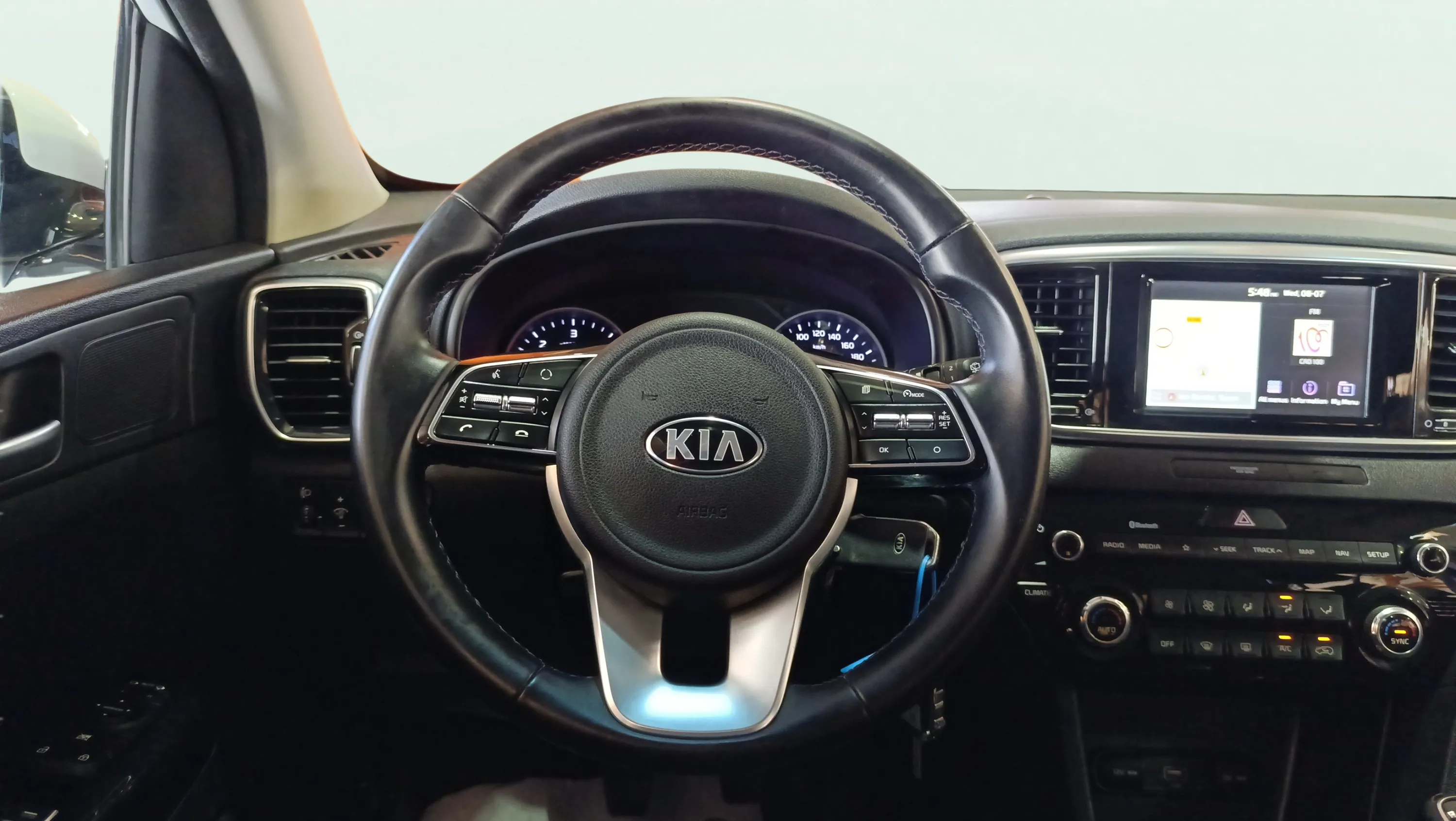 Kia Sportage 1.6 MHEV Drive 4x2 - foto 10