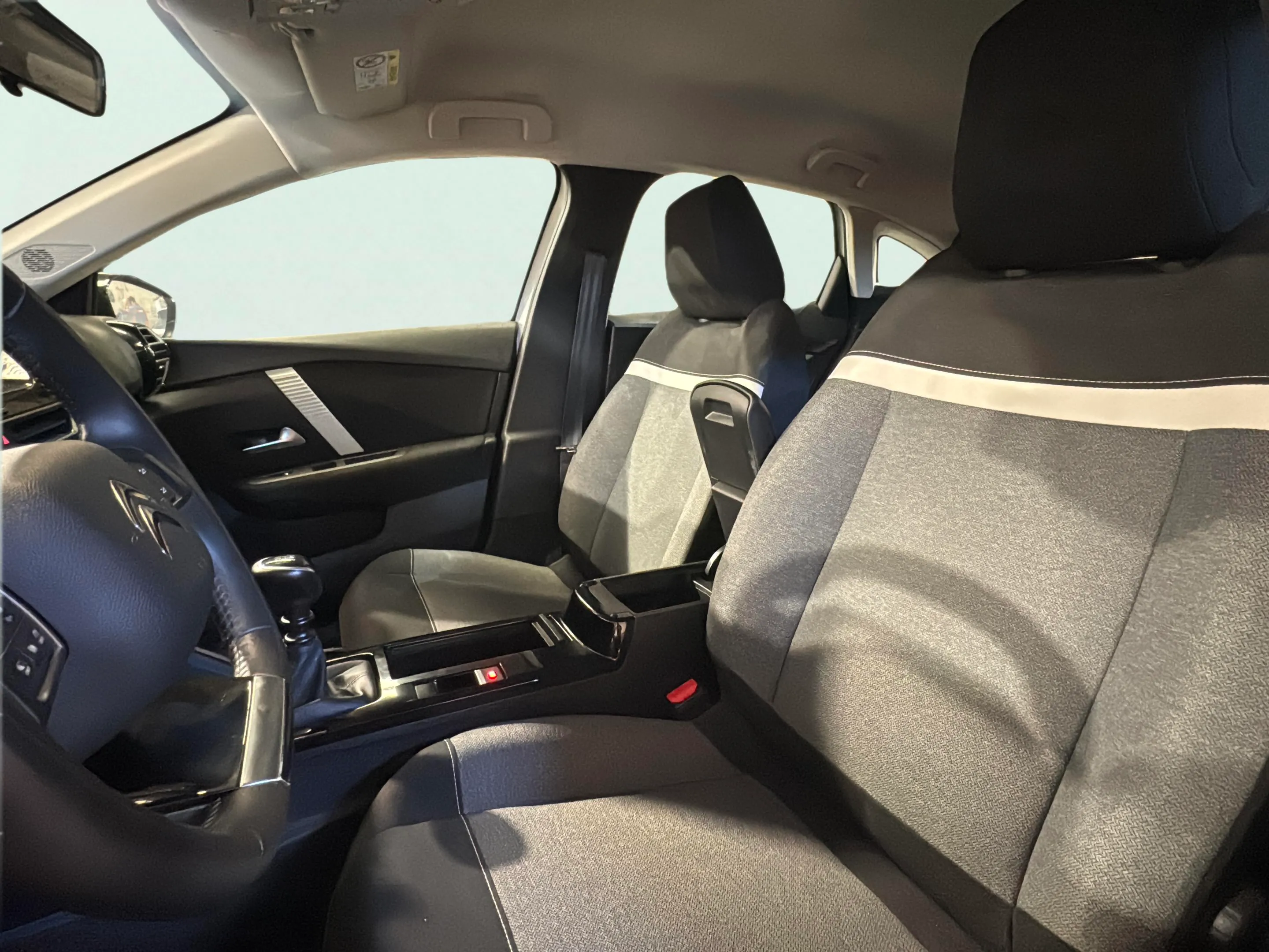 Citroën C4 BlueHDi 110 Feel - foto 25
