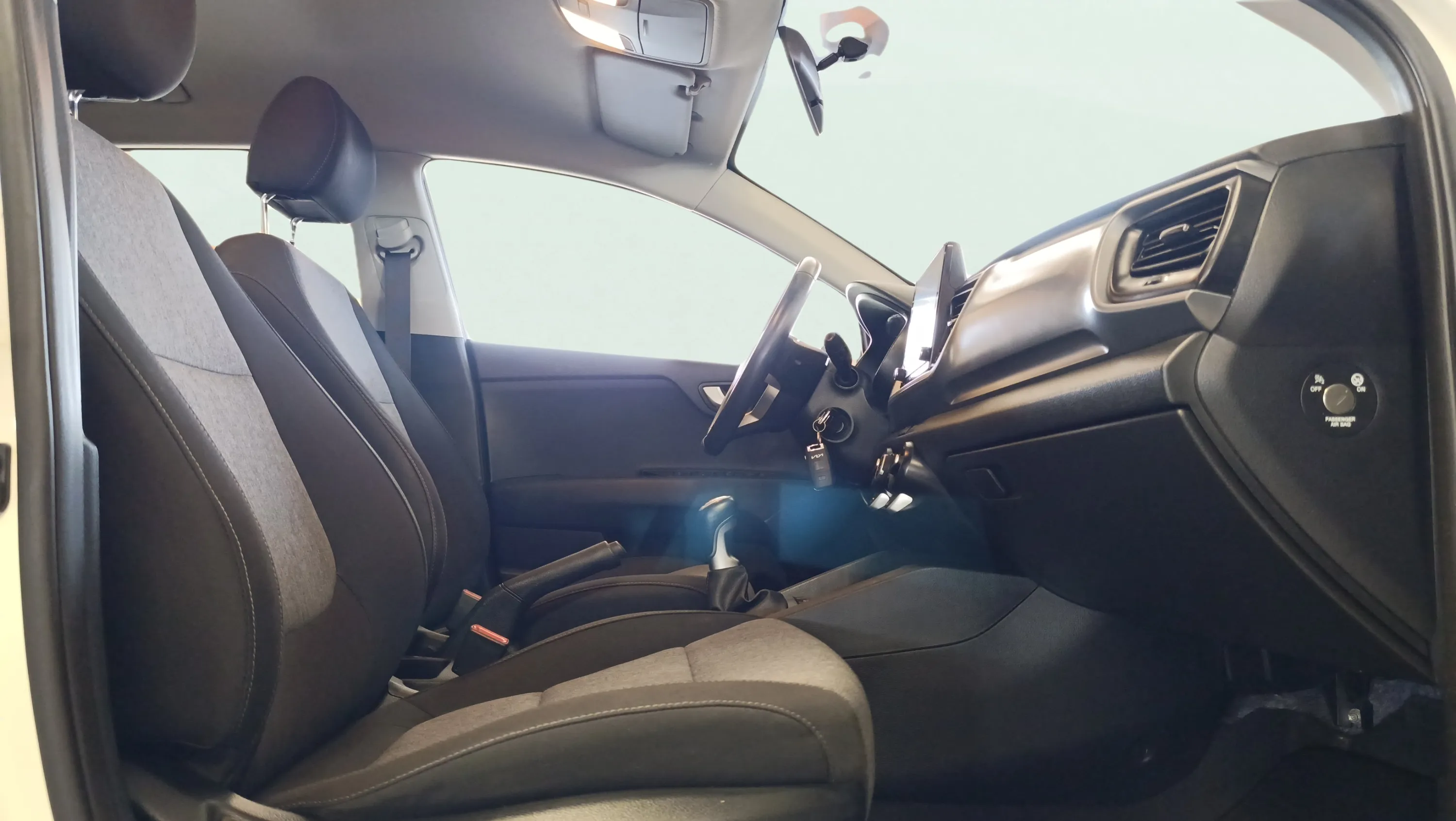 Kia Stonic 1.0 T-GDi MHEV iMT Concept - foto 25