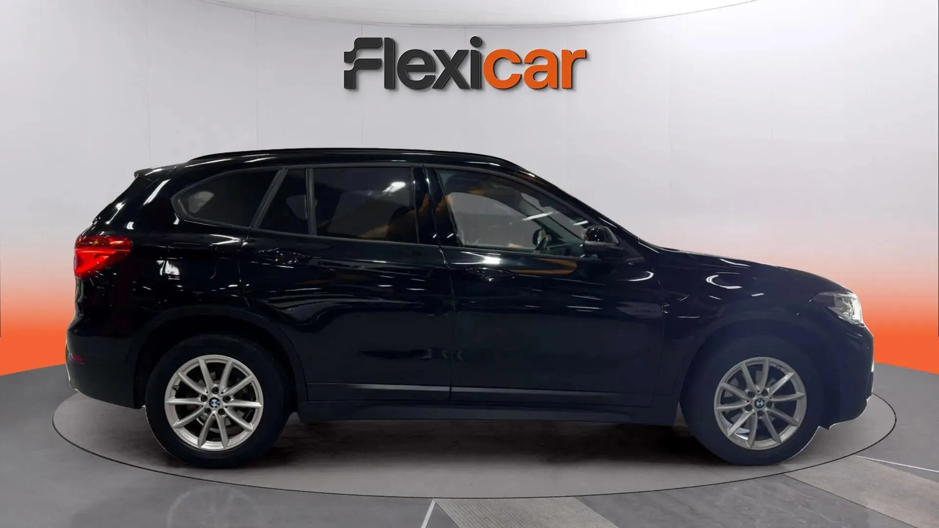 BMW X1 sDrive18d - foto 6