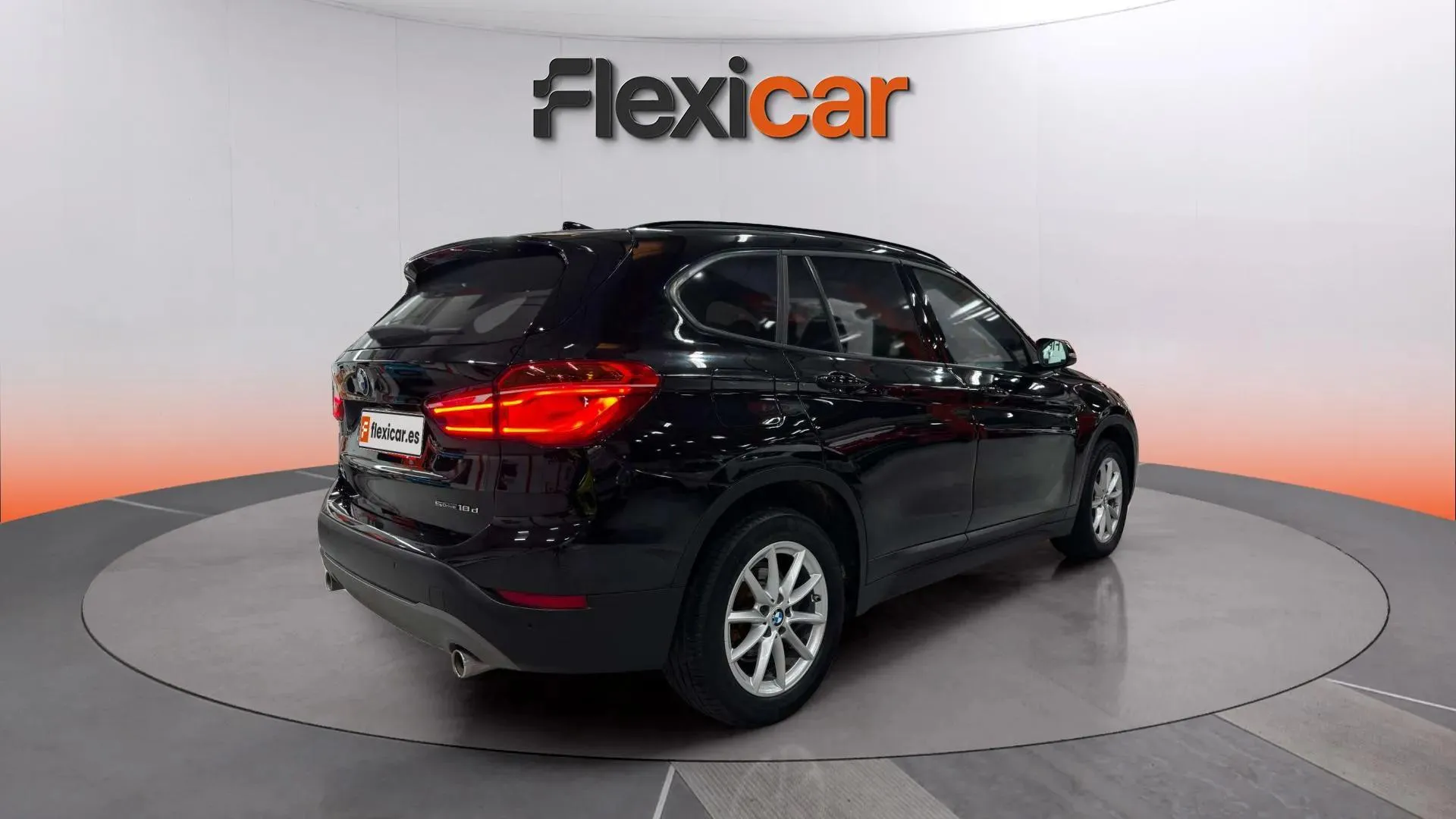 BMW X1 sDrive18d - foto 5