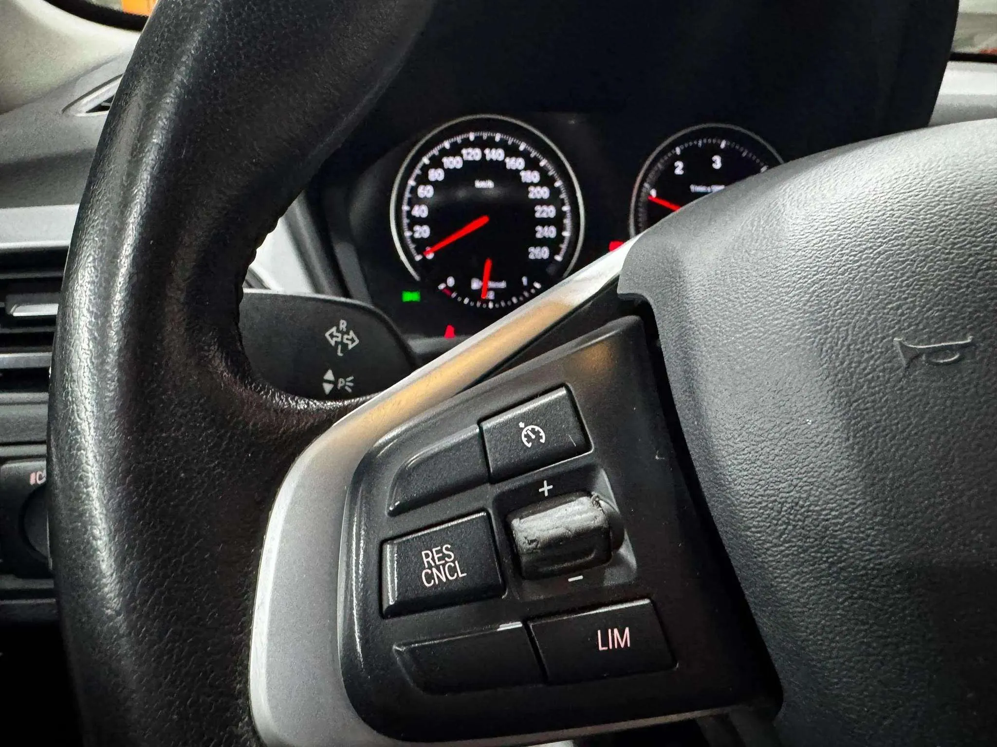 BMW X1 sDrive18d - foto 30