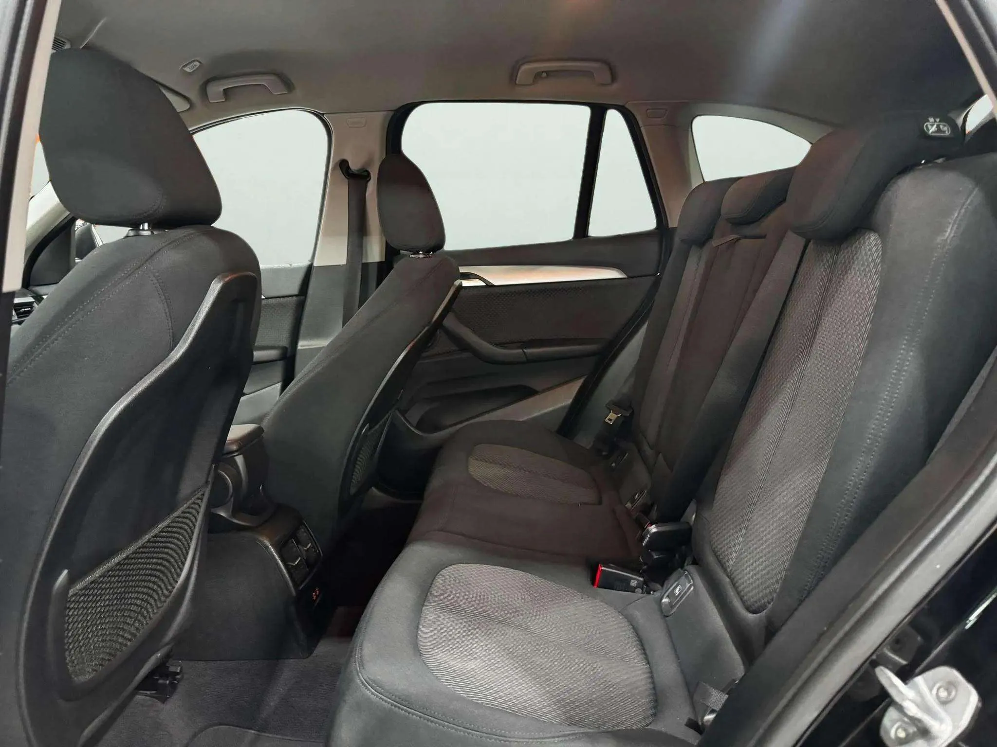 BMW X1 sDrive18d - foto 18