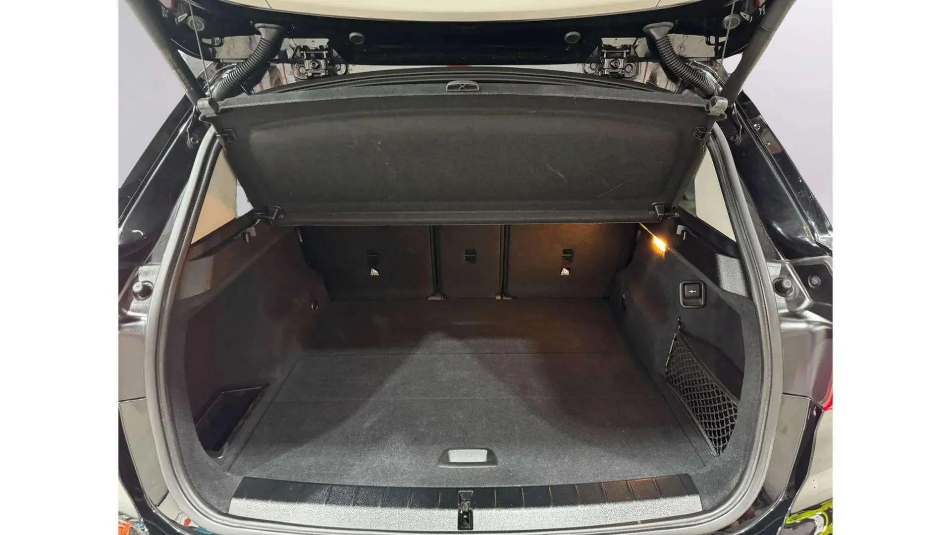 BMW X1 sDrive18d - foto 9