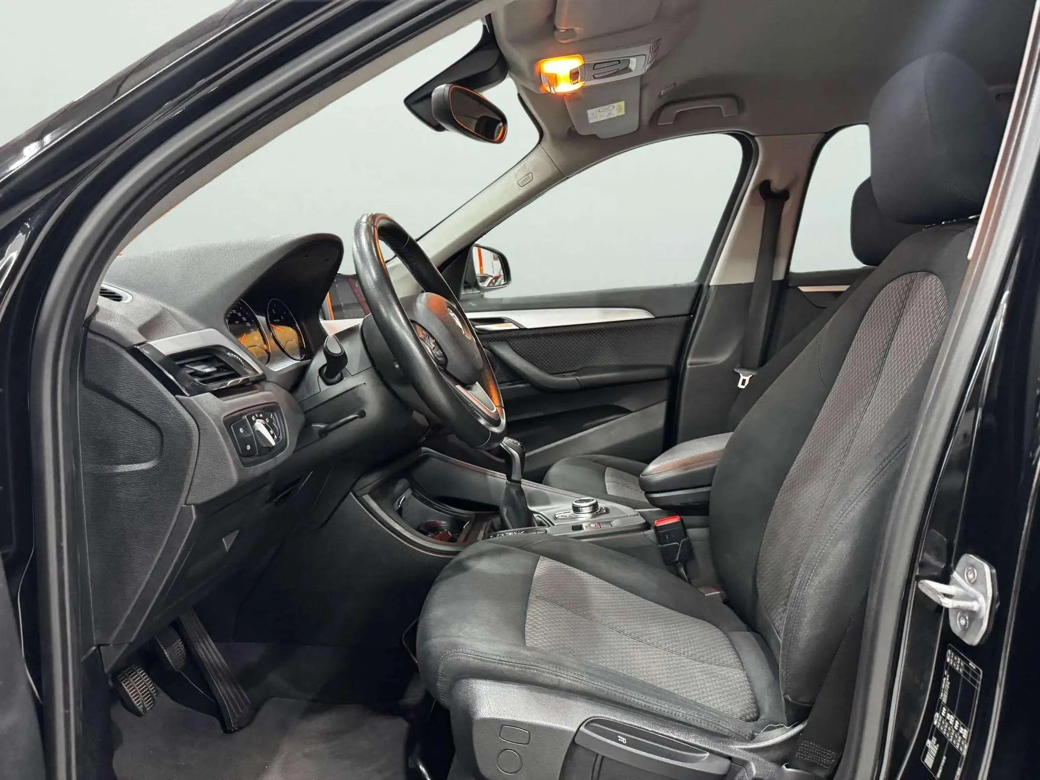 BMW X1 sDrive18d - foto 22