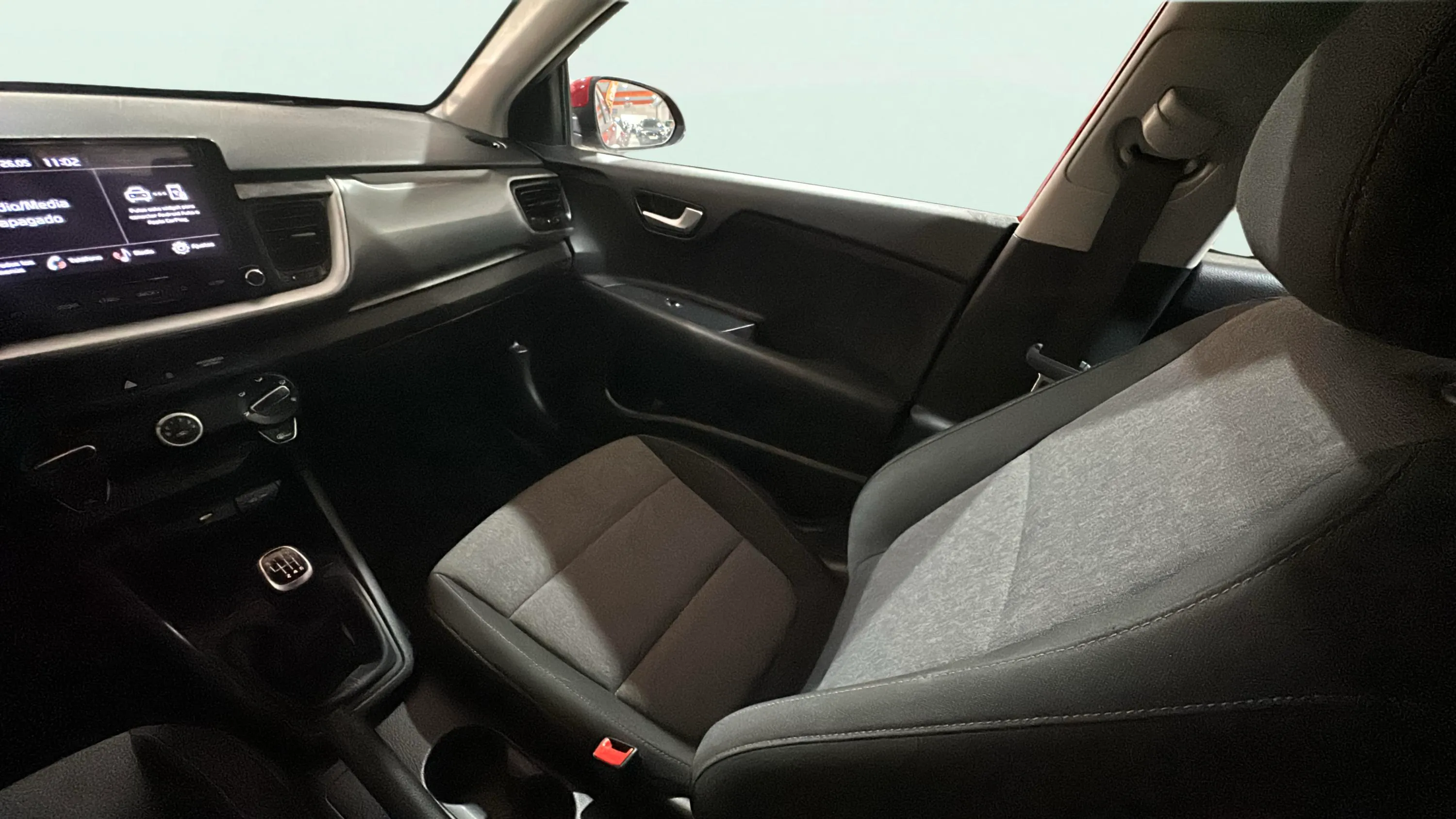 Kia Stonic 1.0 T-GDi MHEV iMT Concept - foto 11