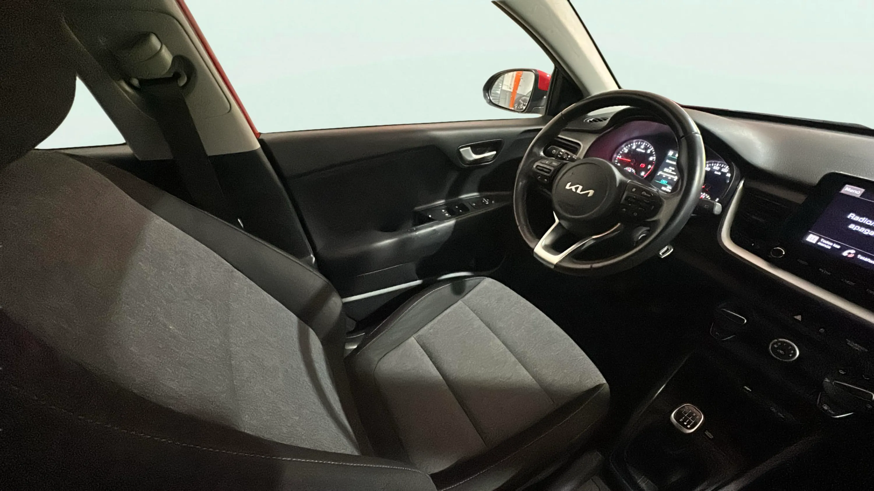 Kia Stonic 1.0 T-GDi MHEV iMT Concept - foto 10
