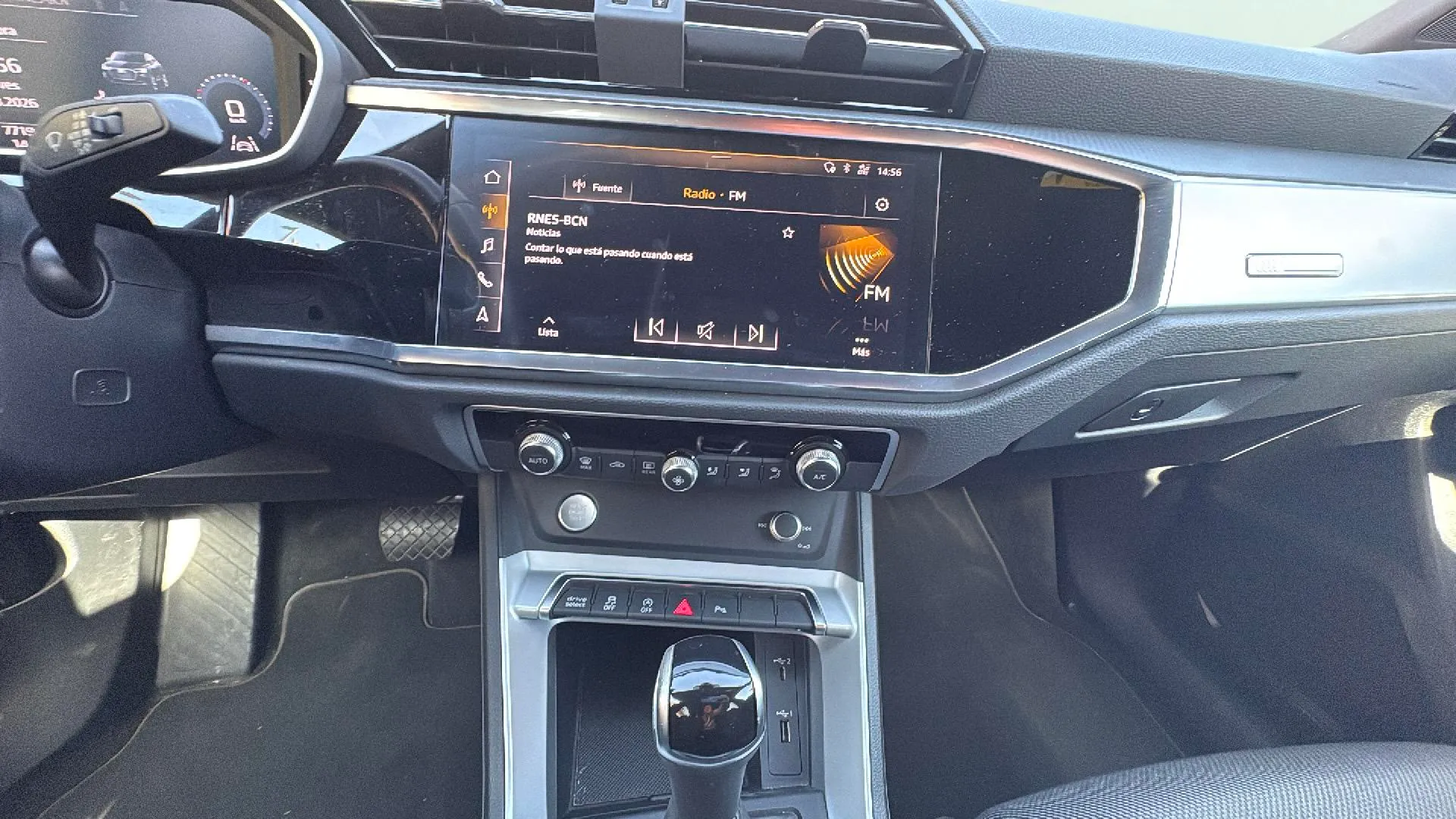 Audi Q3 S line 35 TDI S tronic - foto 10