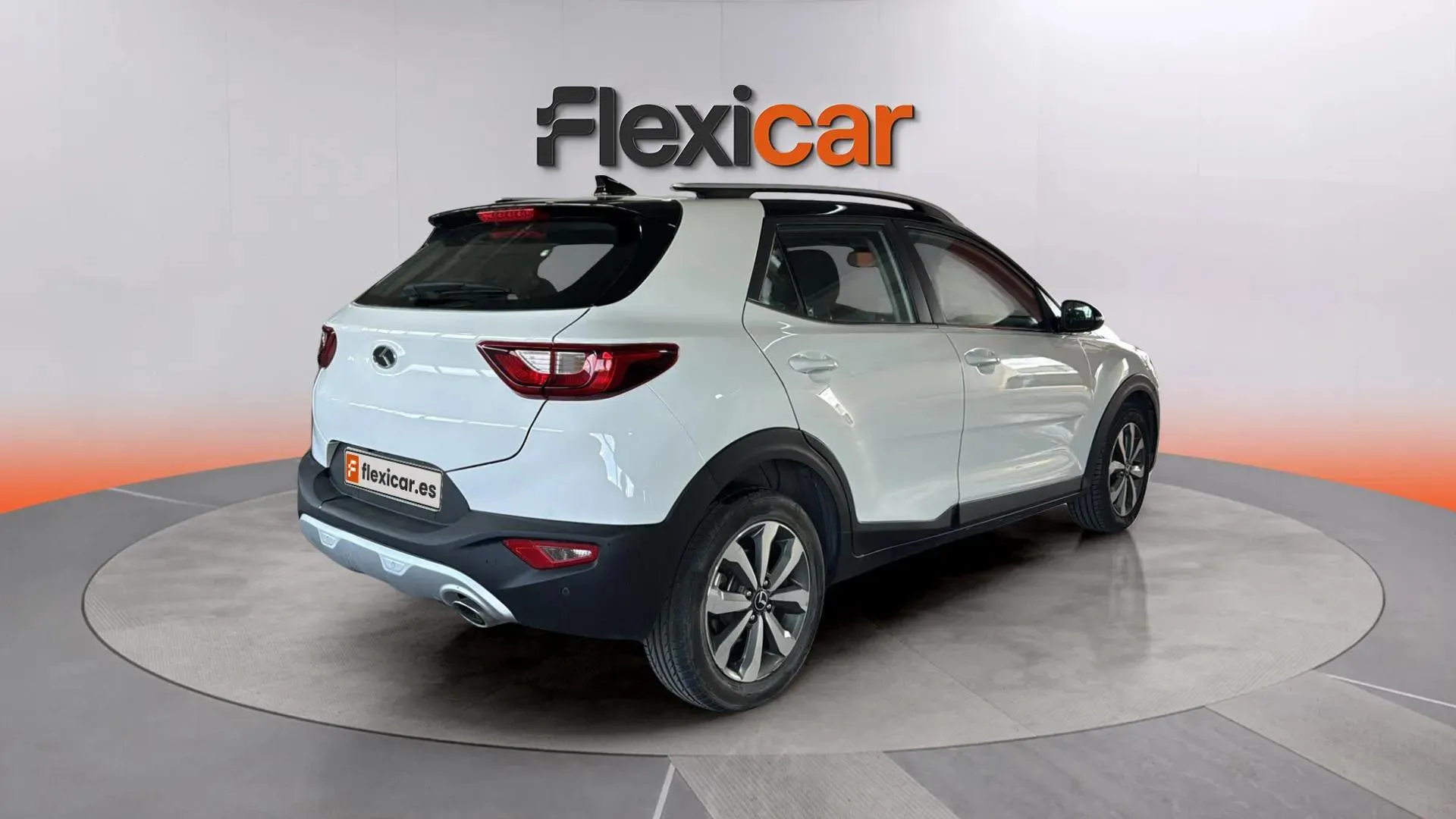 Kia Stonic 1.0 T-GDi MHEV iMT Drive - foto 6