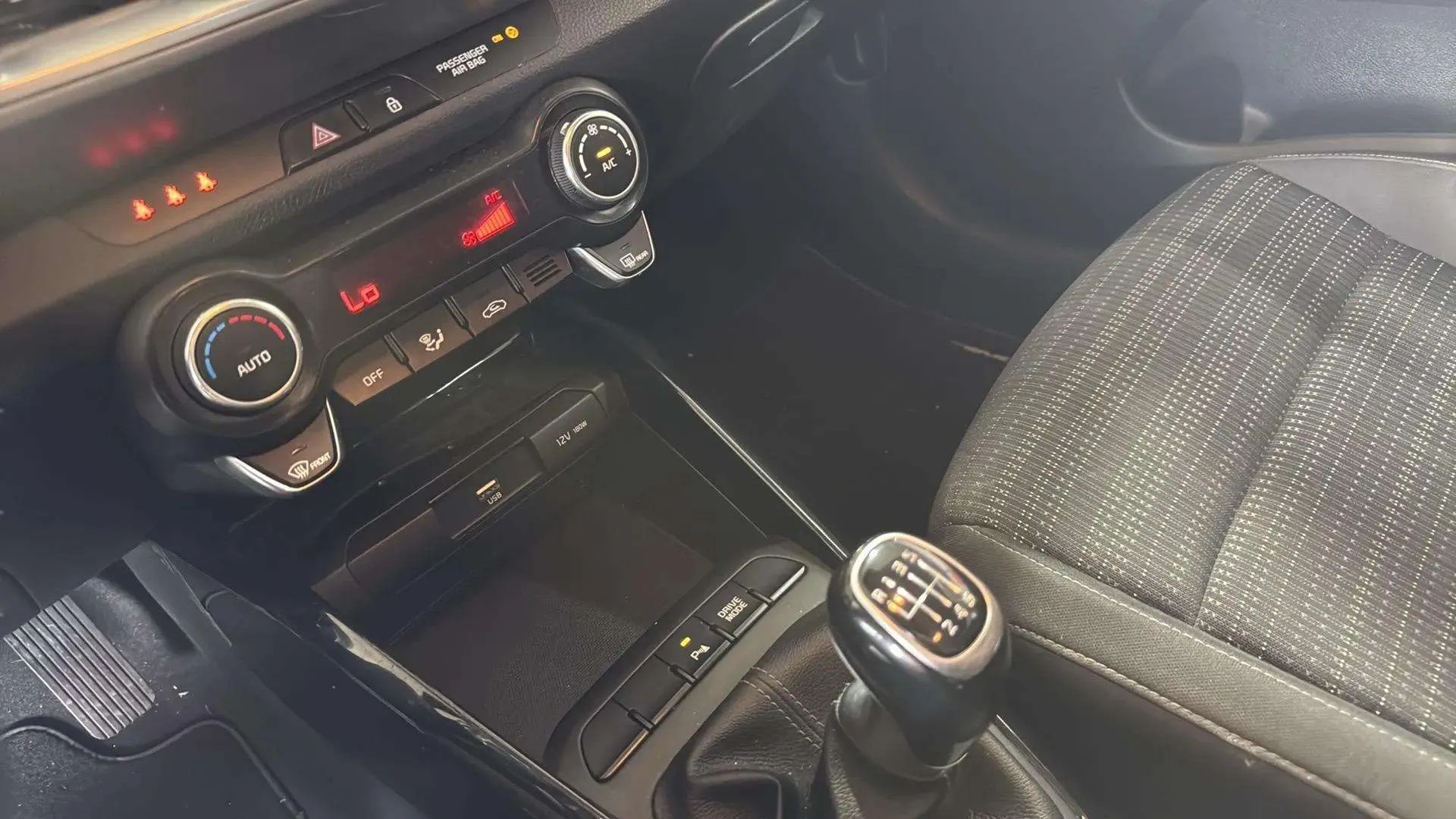 Kia Stonic 1.0 T-GDi MHEV iMT Drive - foto 21