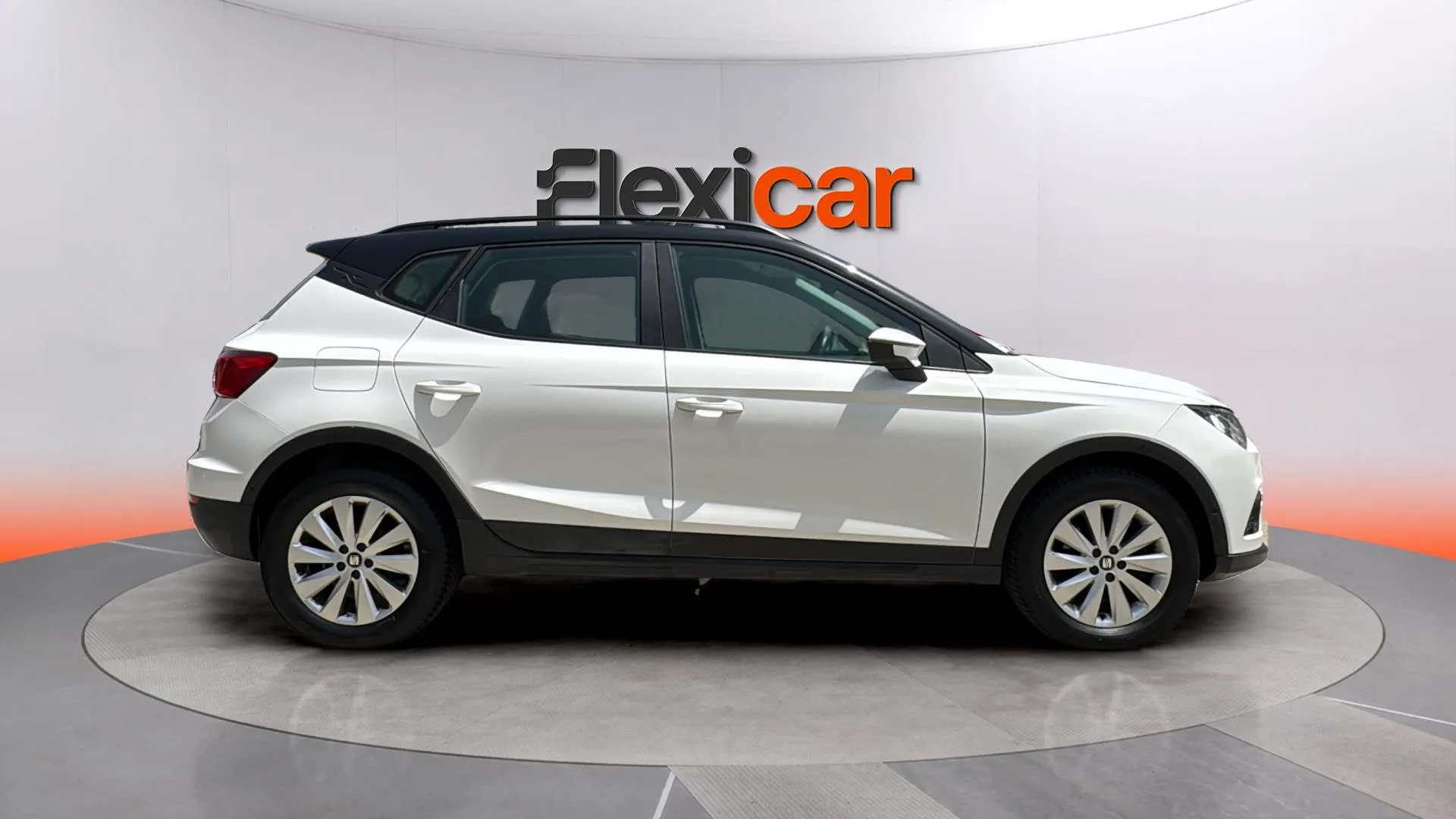 SEAT Arona 1.0 TSI Style Go Eco - foto 8