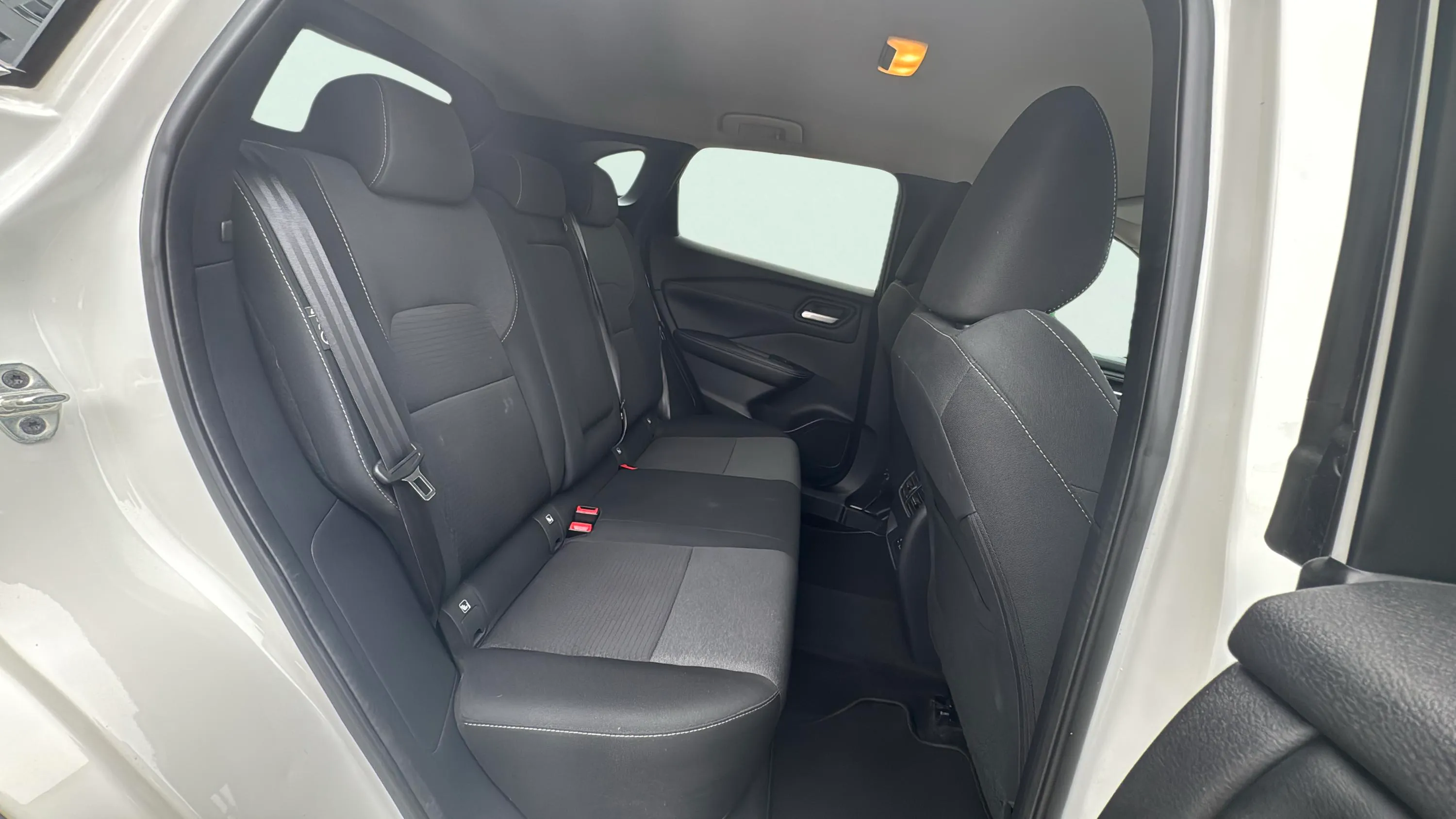 Nissan Qashqai DIG-T mHEV 4x2 N-Connecta - foto 16