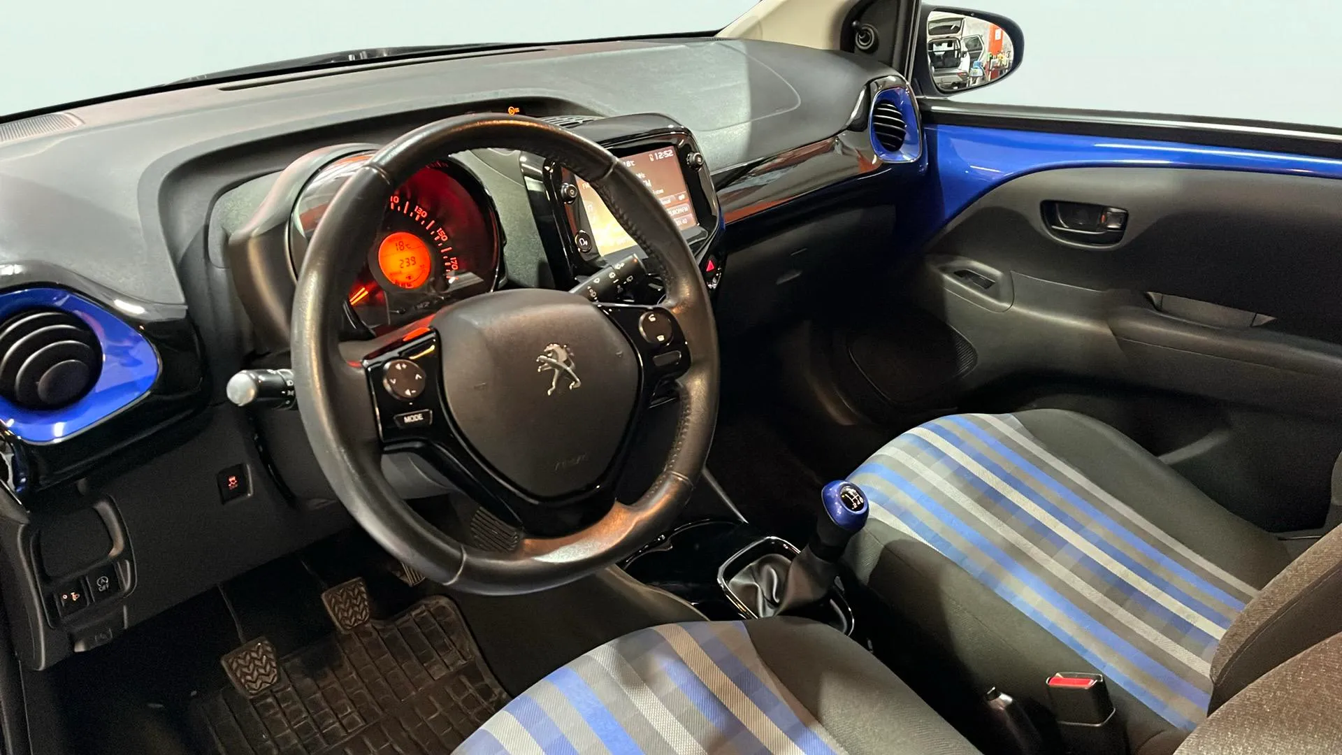 Peugeot 108 Active VTi - foto 9