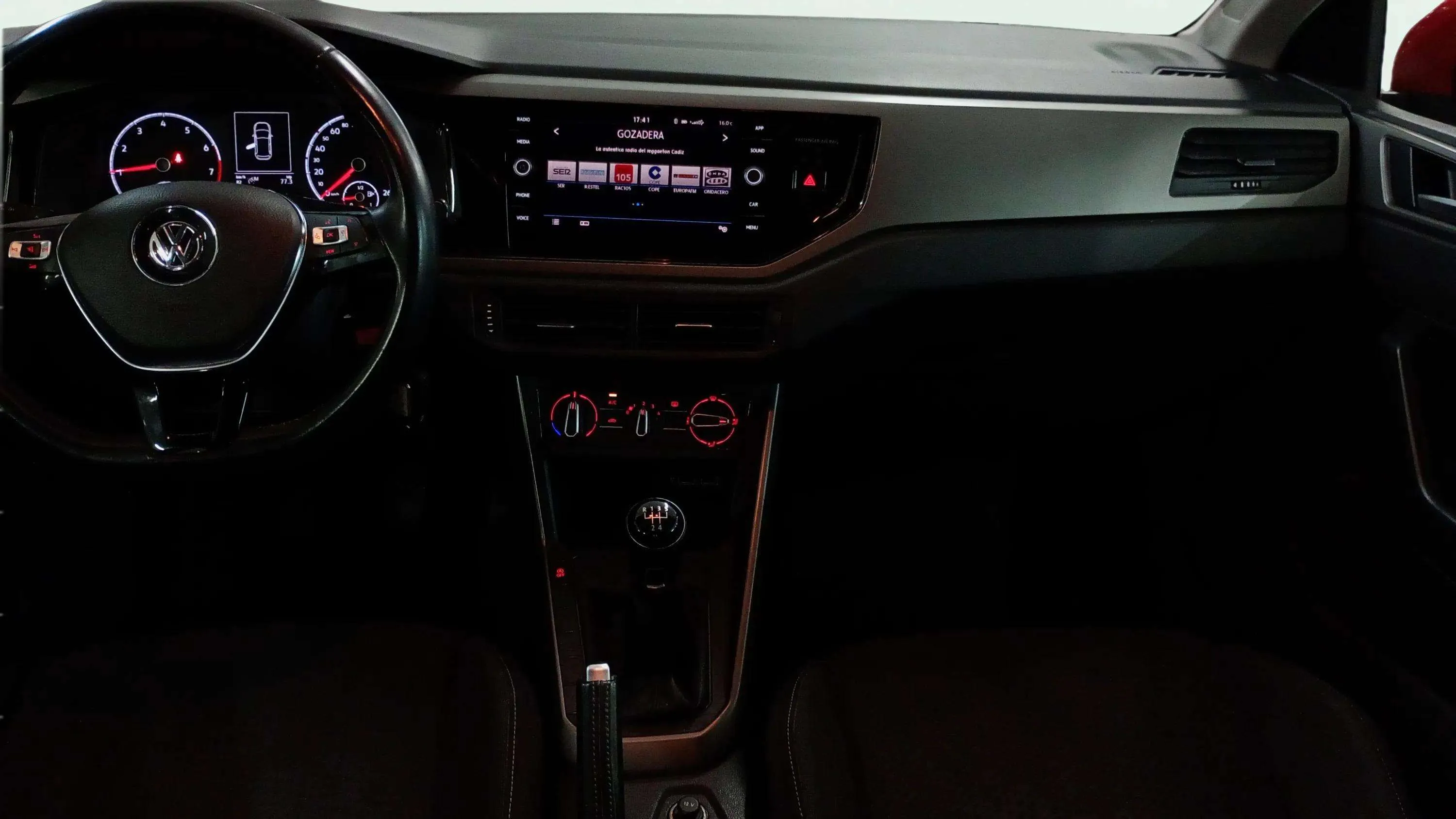 Volkswagen Polo Advance 1.0 TSI - foto 10