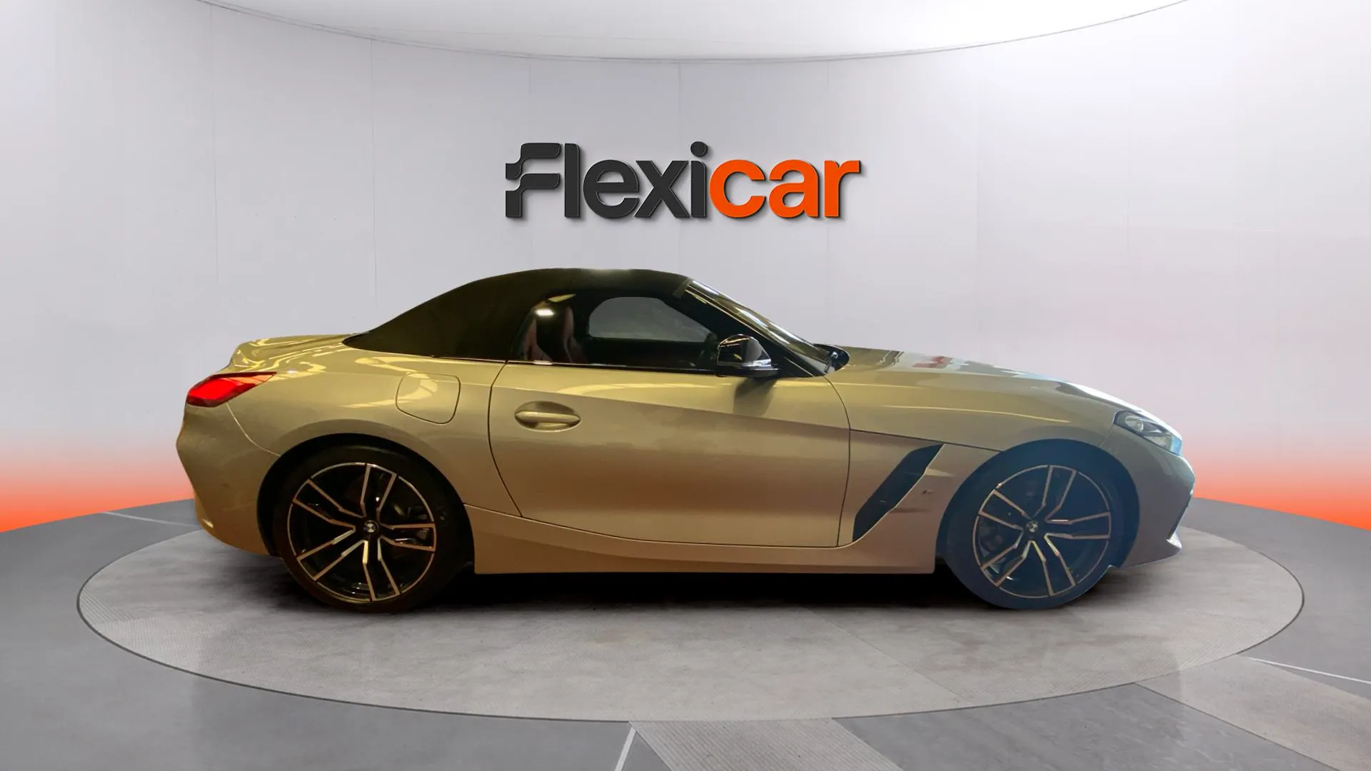BMW Z4 sDrive20i - foto 14