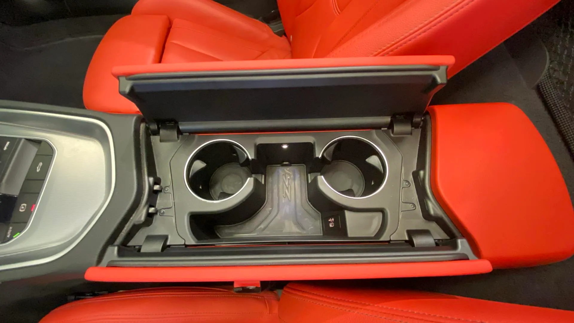 BMW Z4 sDrive20i - foto 50