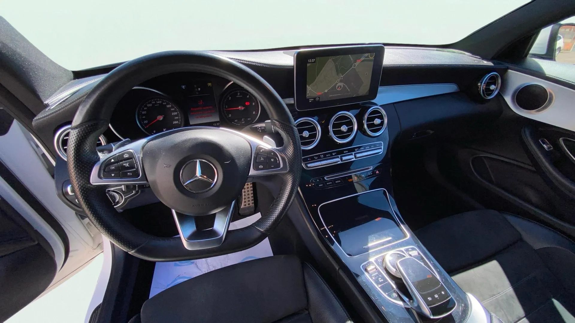 Mercedes-Benz Clase C C Coupé 220 d AMG Line - foto 11