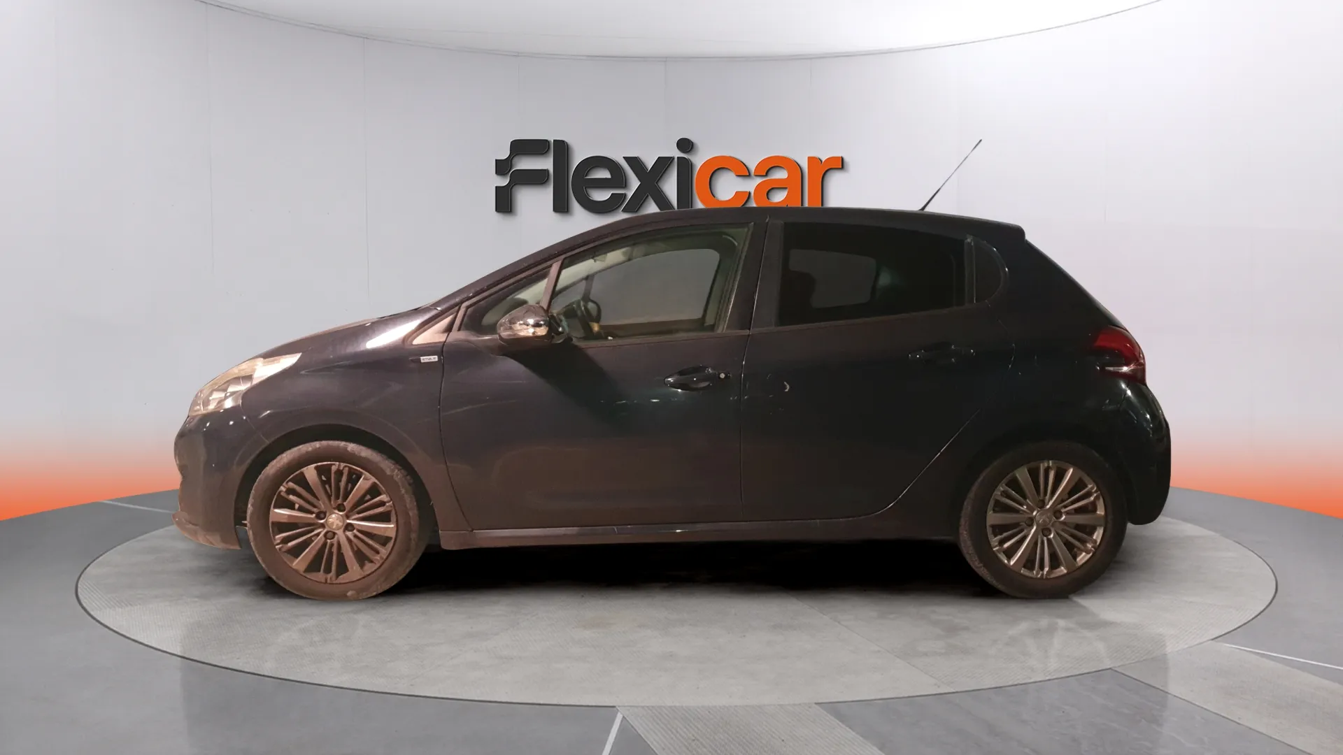 Peugeot 208 Access 1.2L PureTech - foto 5