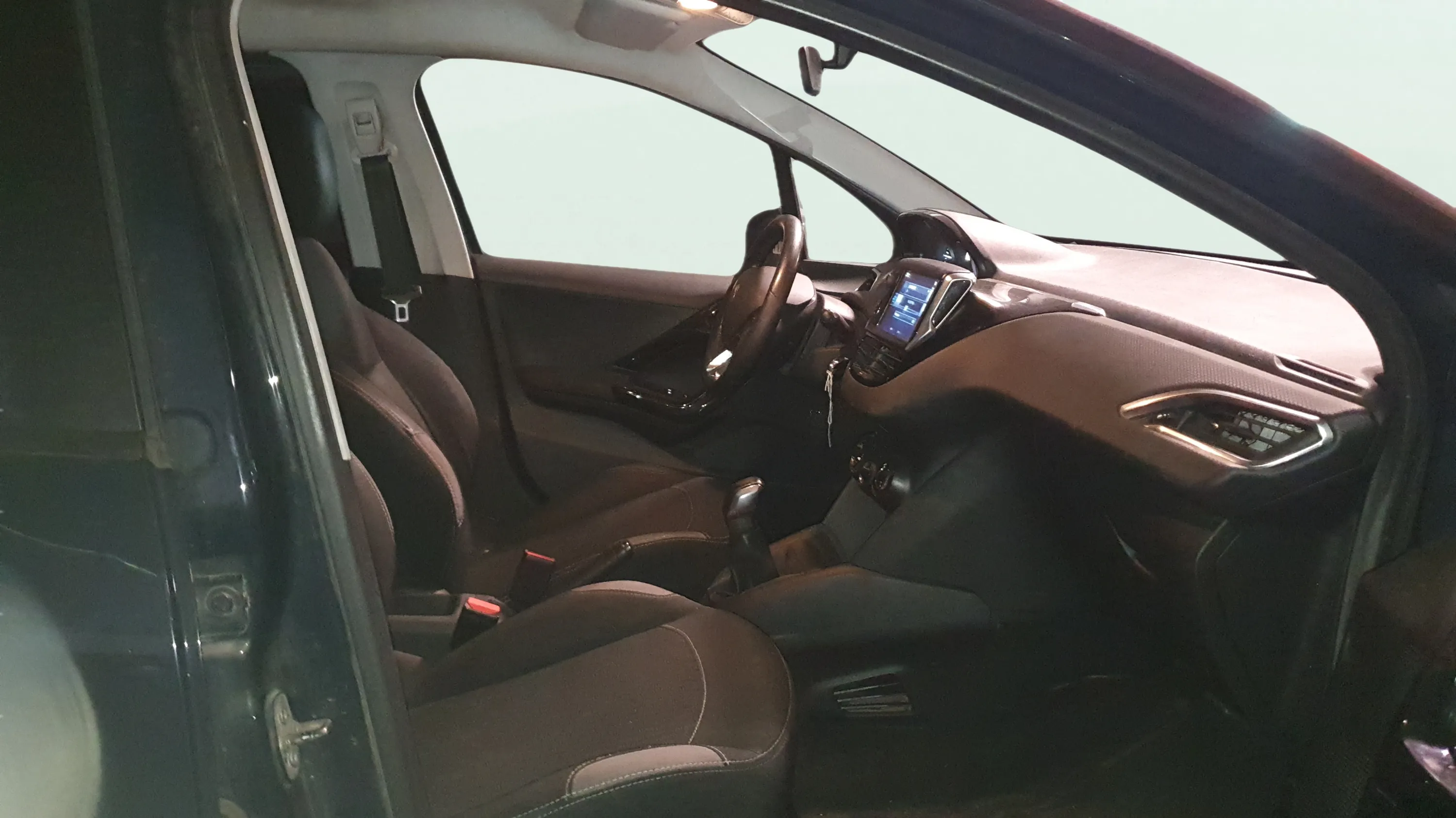 Peugeot 208 Access 1.2L PureTech - foto 10