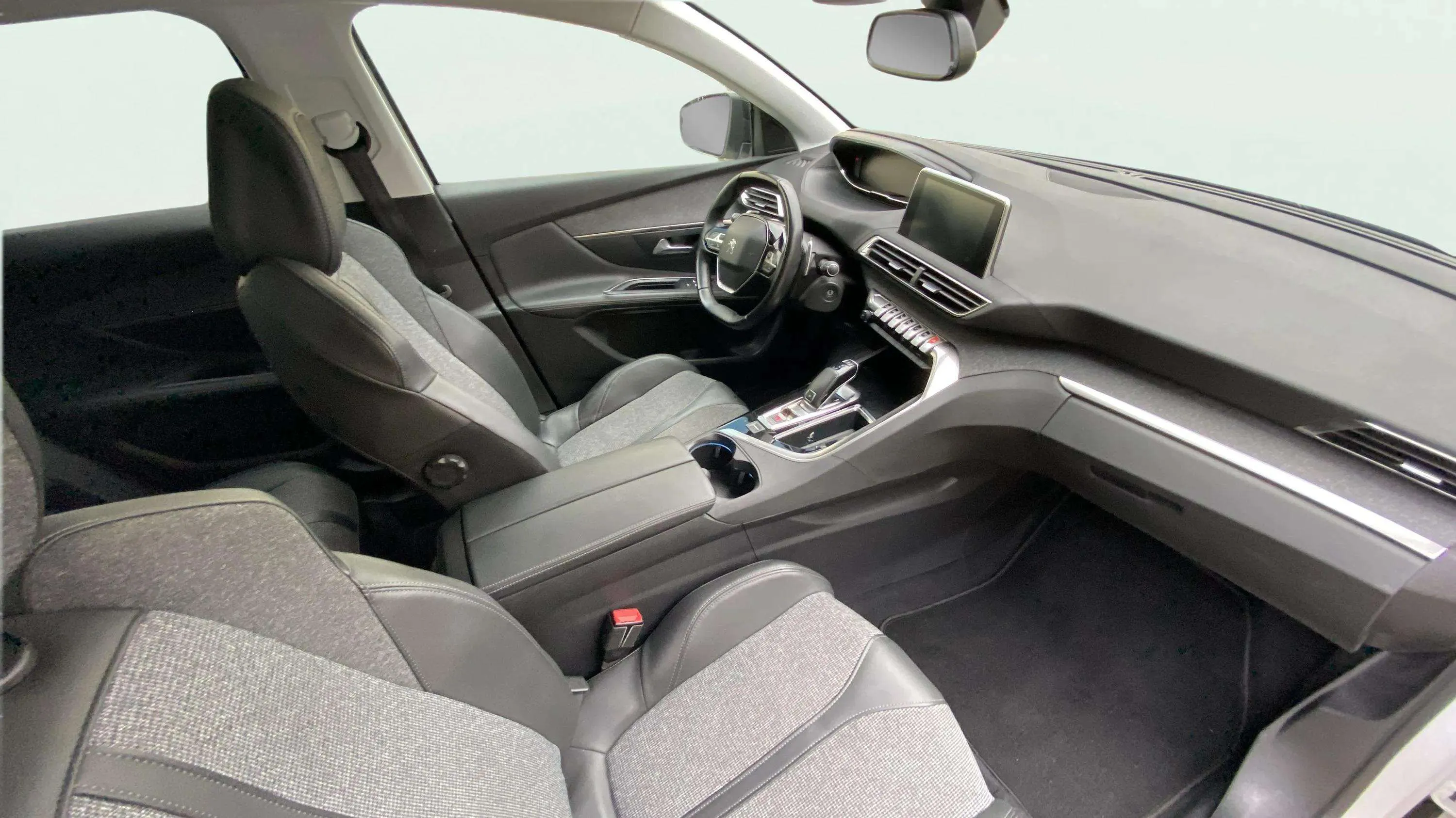 Peugeot 3008 1.5 BlueHDi Allure EAT8 - foto 15