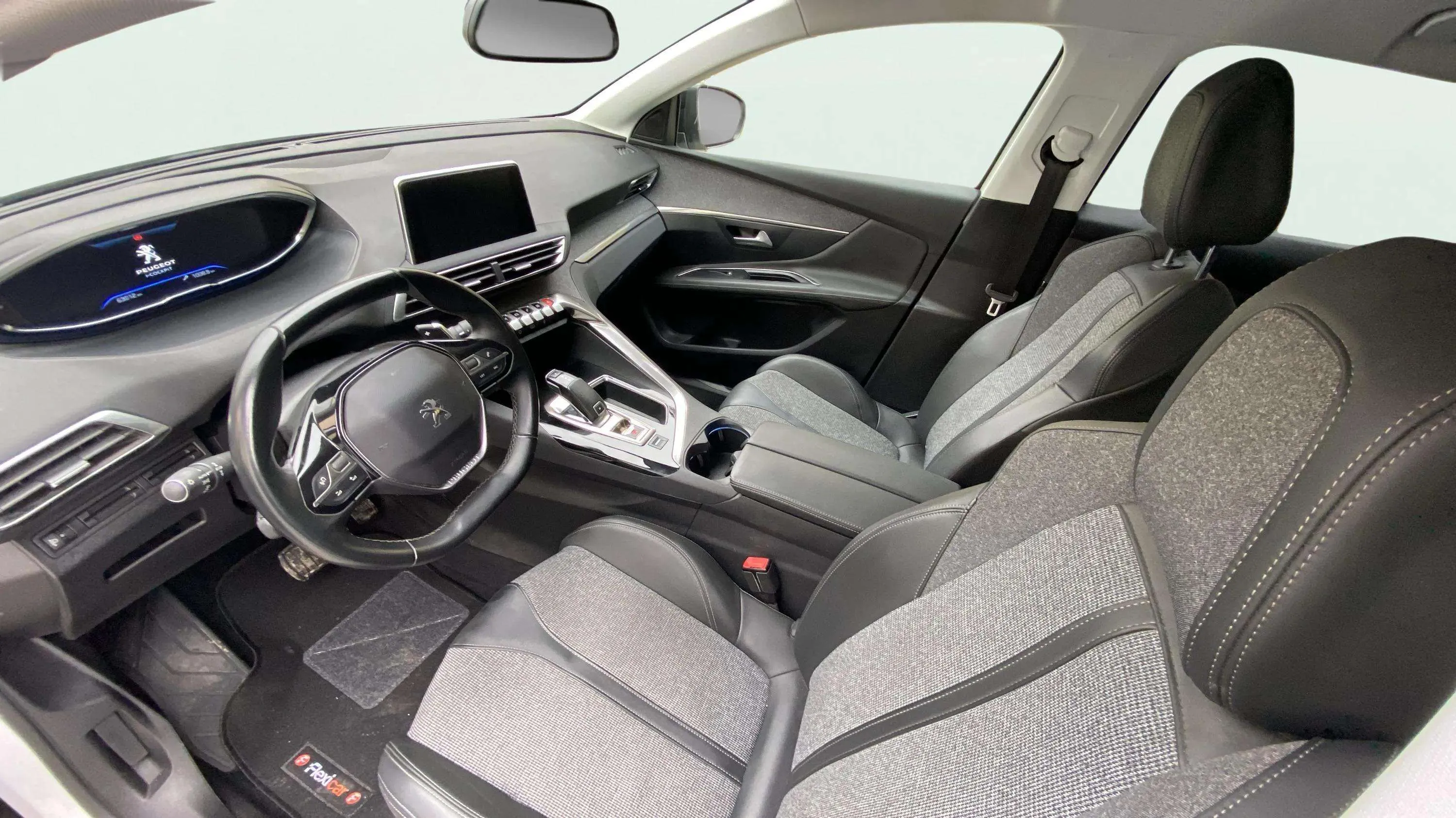 Peugeot 3008 1.5 BlueHDi Allure EAT8 - foto 11