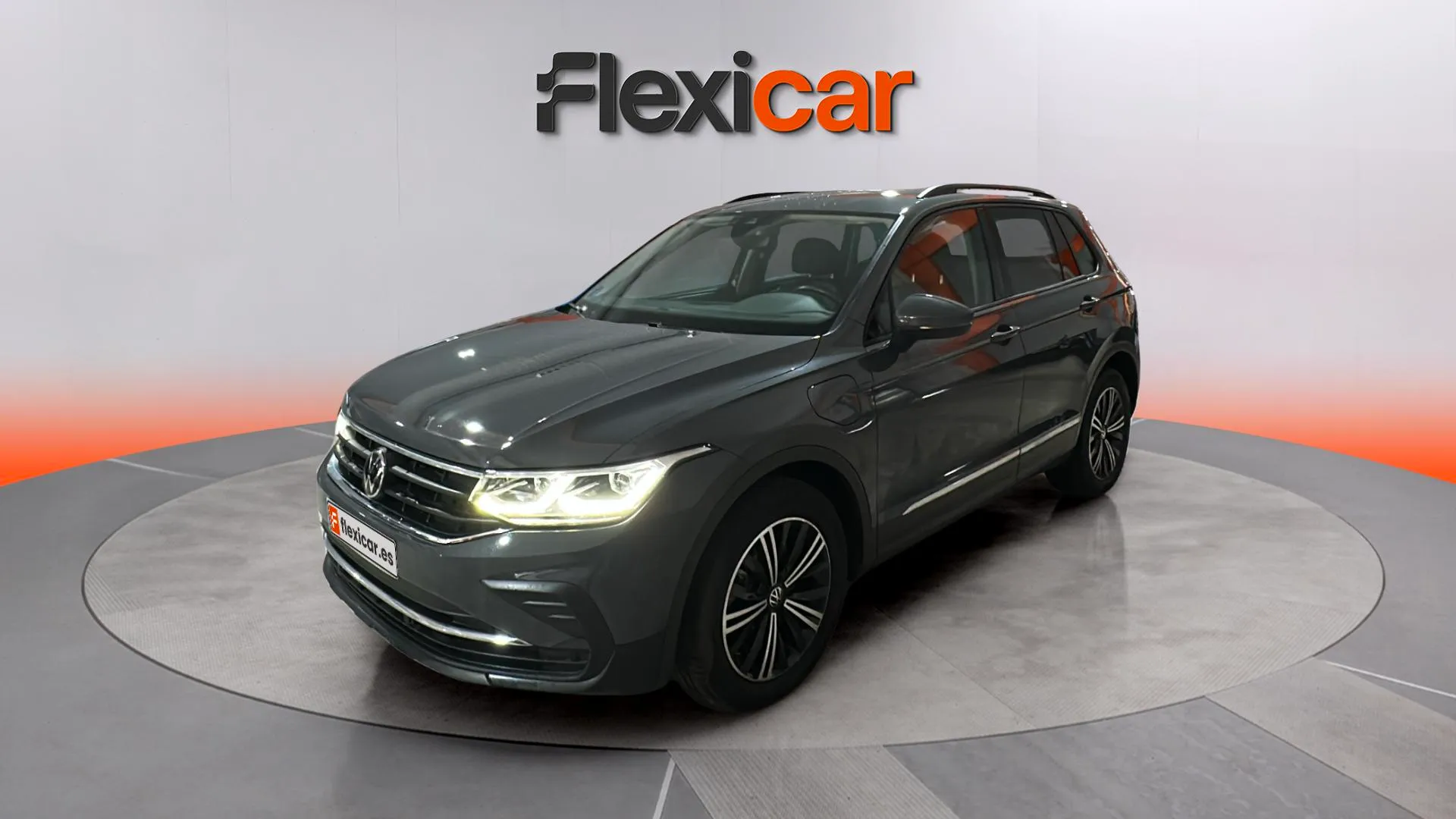 Volkswagen Tiguan Life 1.4 TSI eHybrid DSG - foto 3