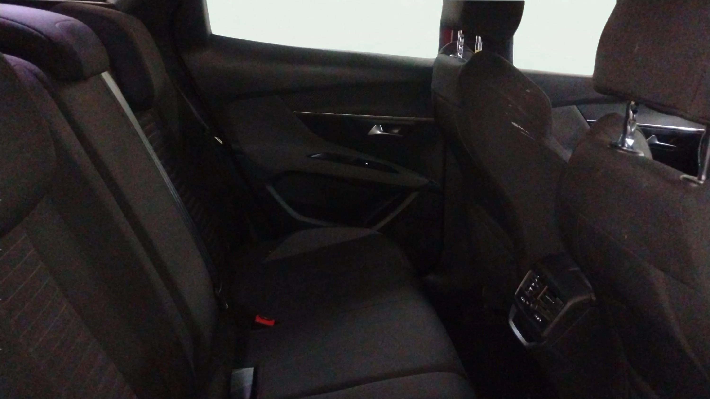 Peugeot 3008 1.5 BlueHDi Active Pack EAT8 - foto 16