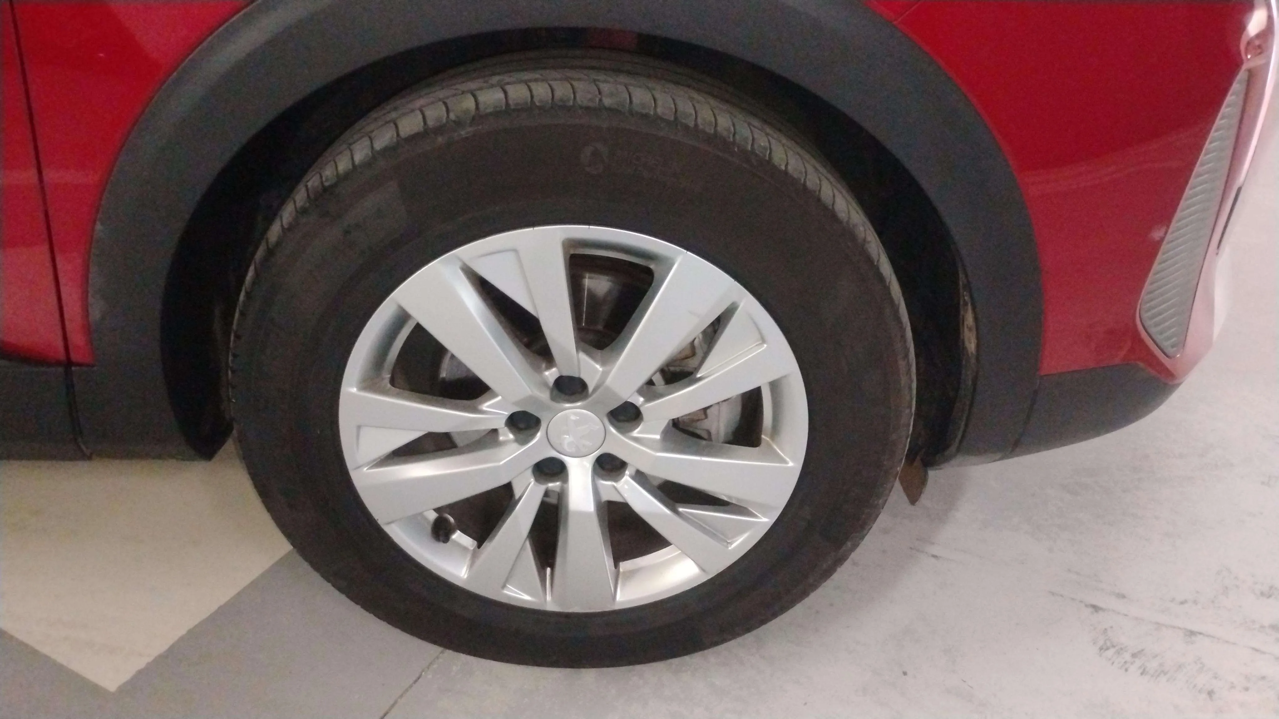 Peugeot 3008 1.5 BlueHDi Active Pack EAT8 - foto 30