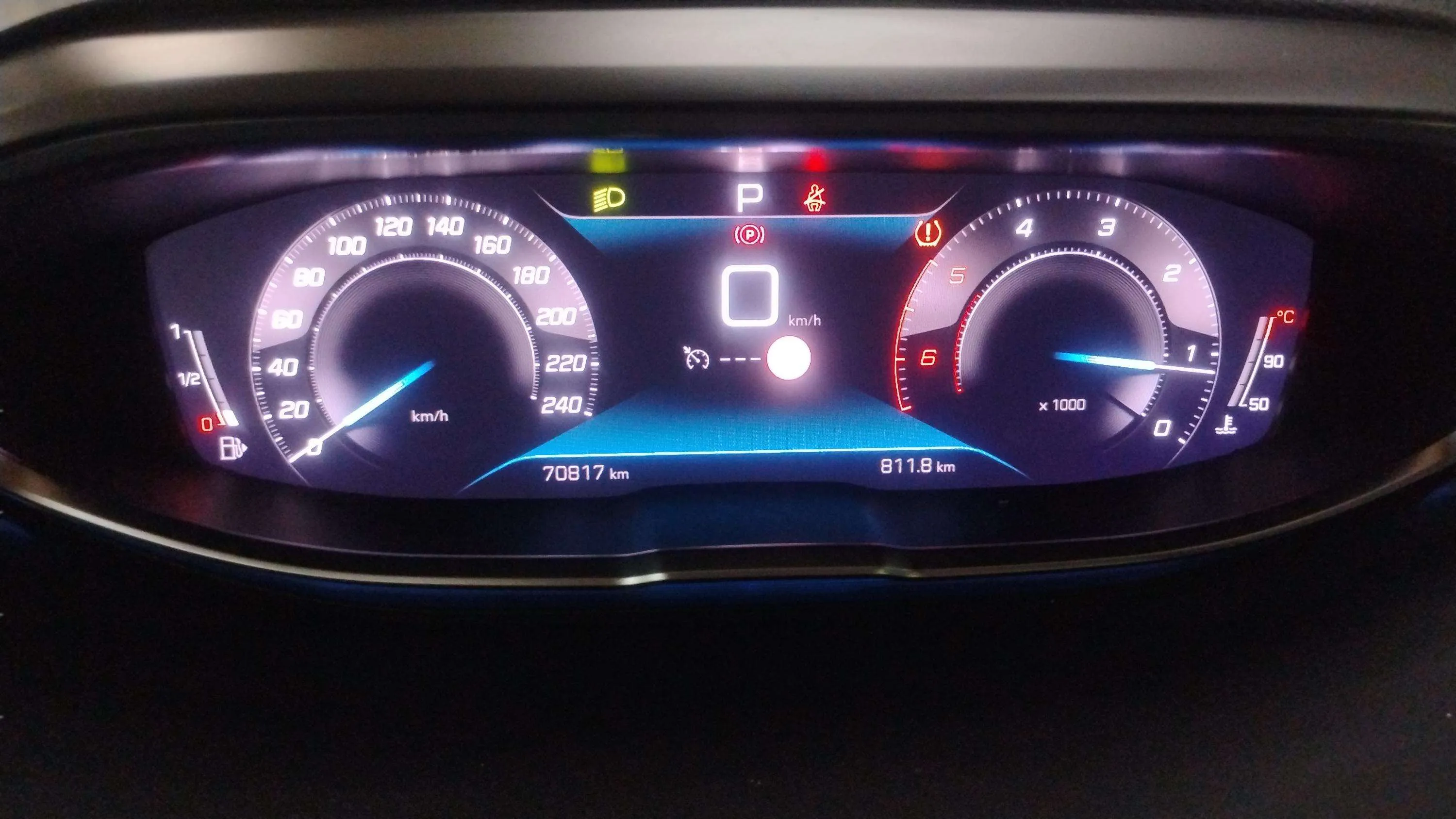 Peugeot 3008 1.5 BlueHDi Active Pack EAT8 - foto 22