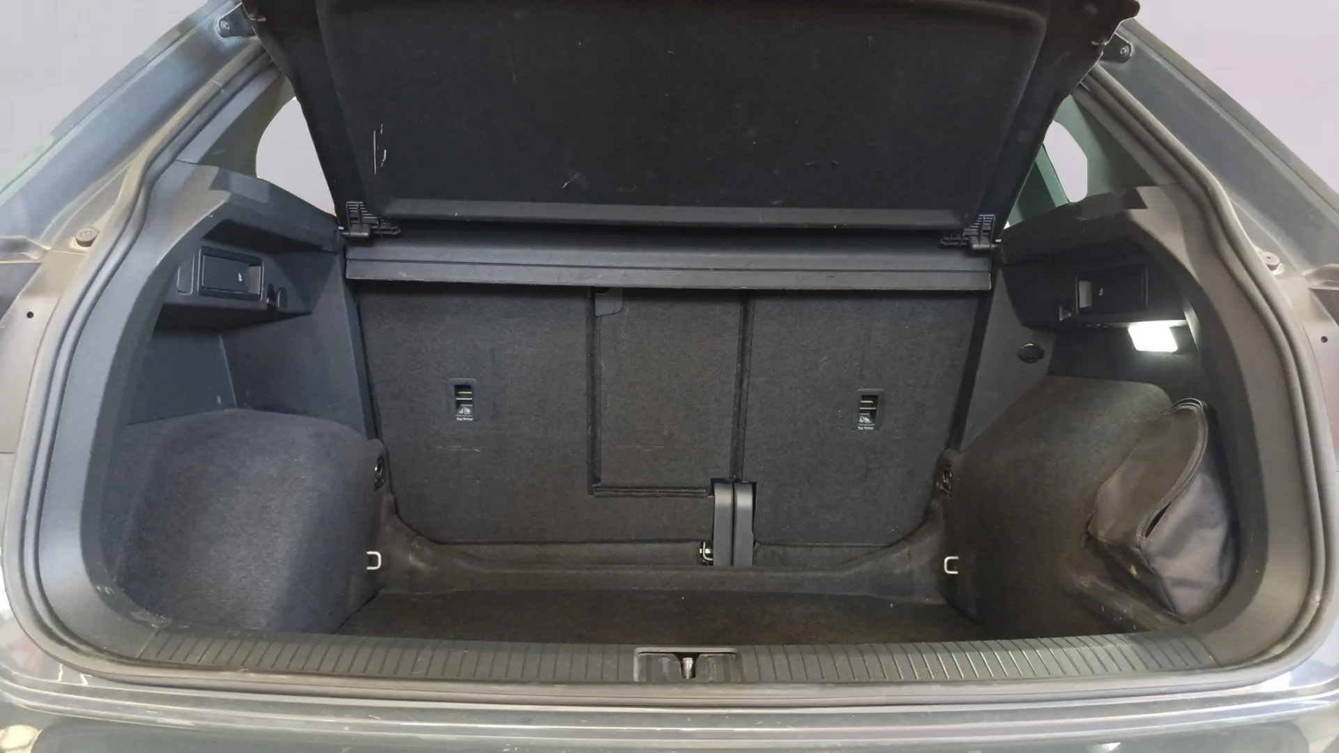 Volkswagen Tiguan R-Line 2.0 TDI DSG - foto 41