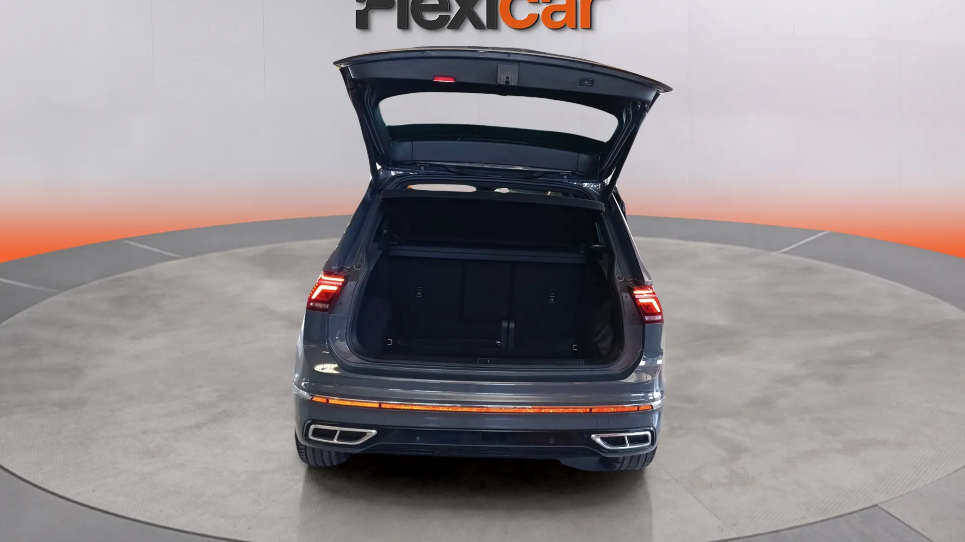 Volkswagen Tiguan R-Line 2.0 TDI DSG - foto 39