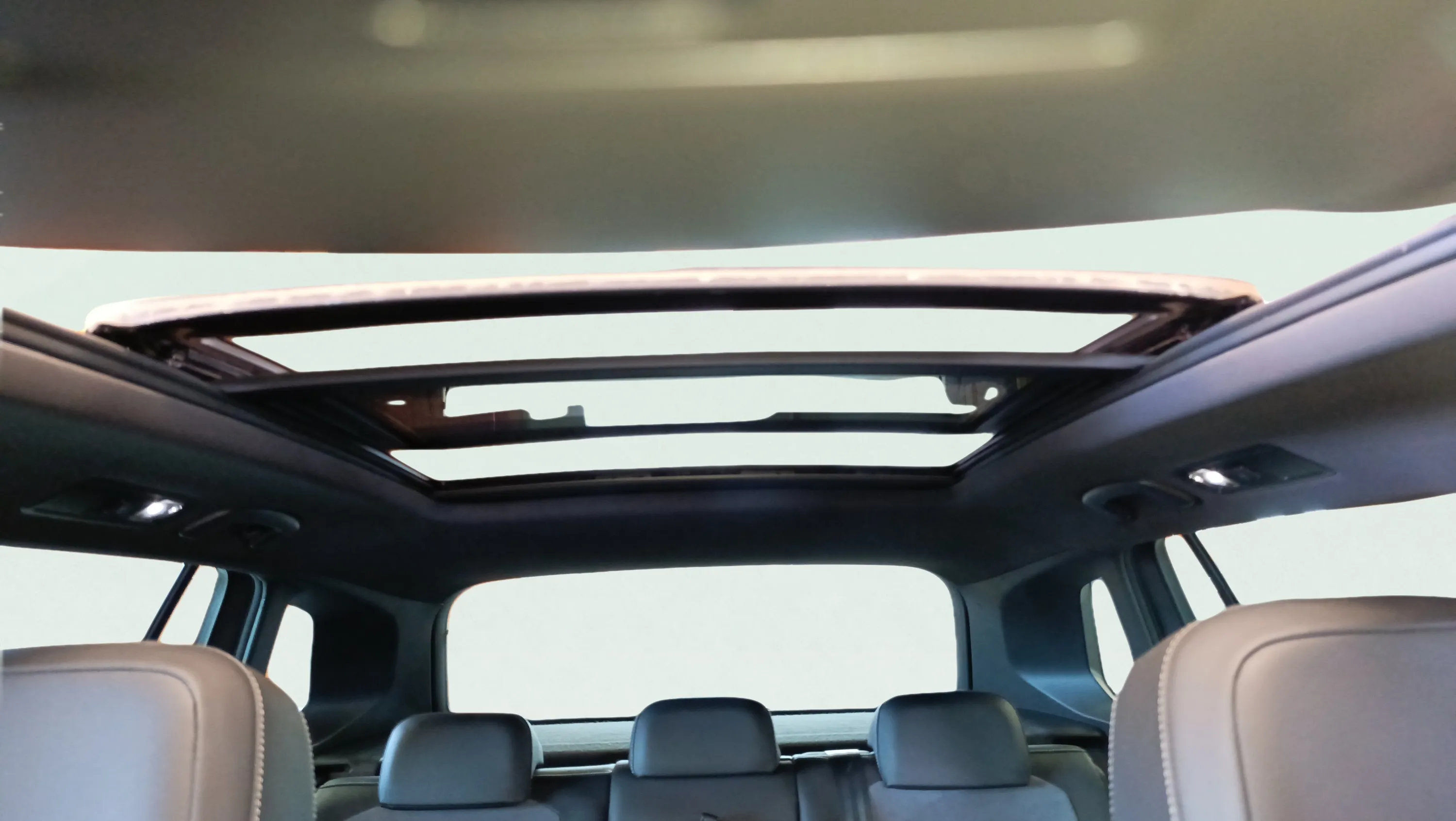 Volkswagen Tiguan R-Line 2.0 TDI DSG - foto 35