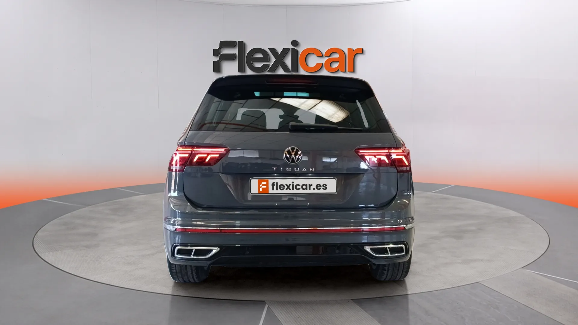 Volkswagen Tiguan R-Line 2.0 TDI DSG - foto 4