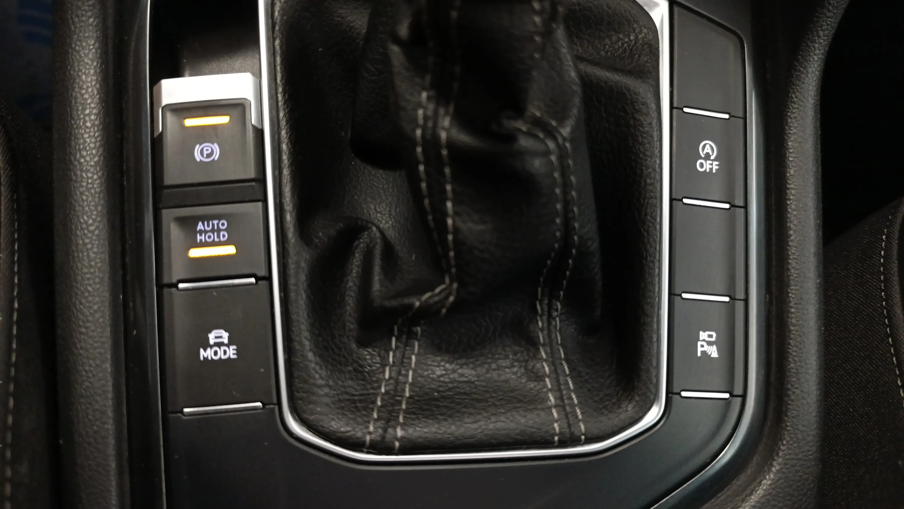 Volkswagen Tiguan R-Line 2.0 TDI DSG - foto 29
